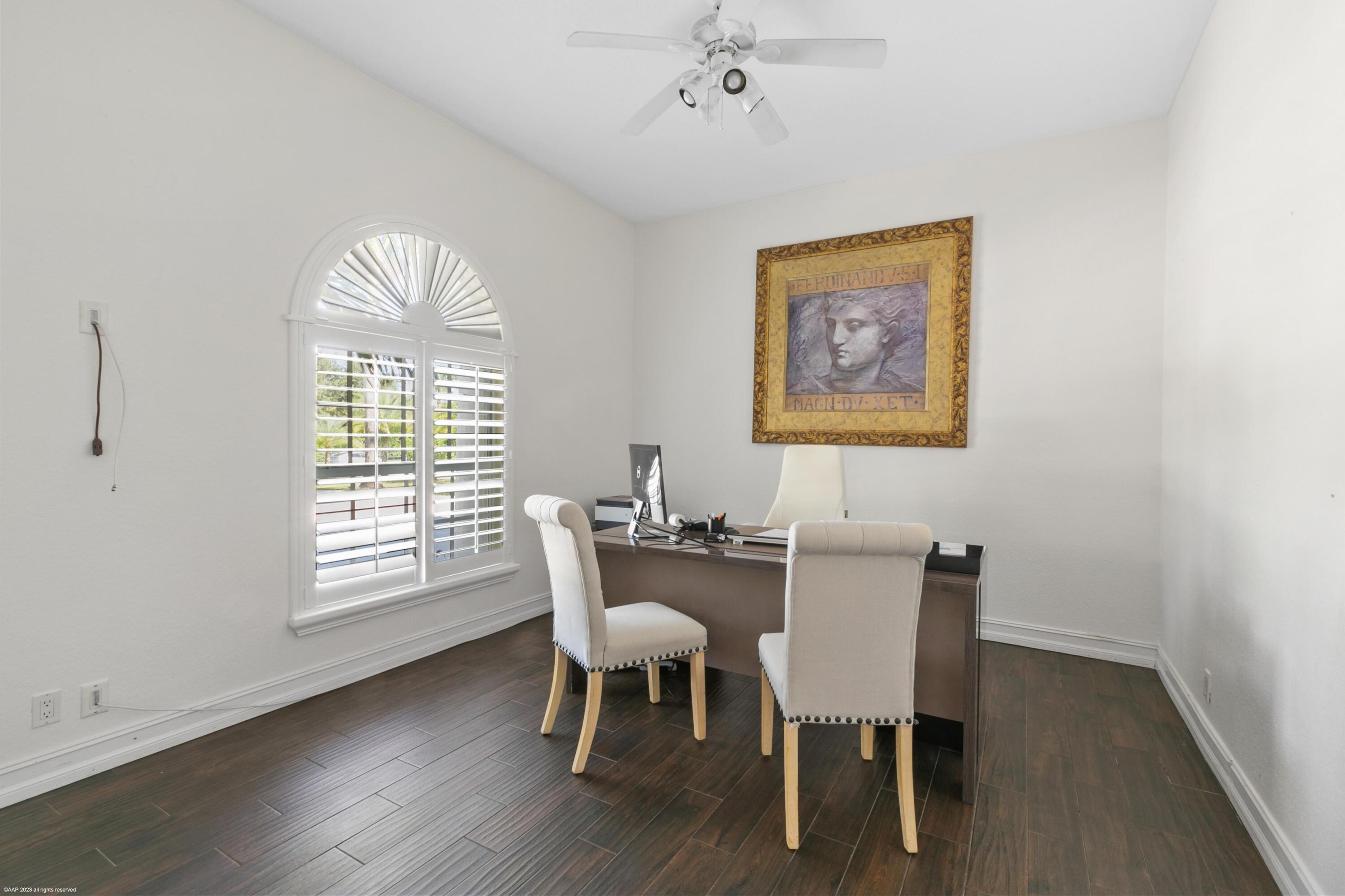 PADDOCK PARK 2 OF WELLING - Residential