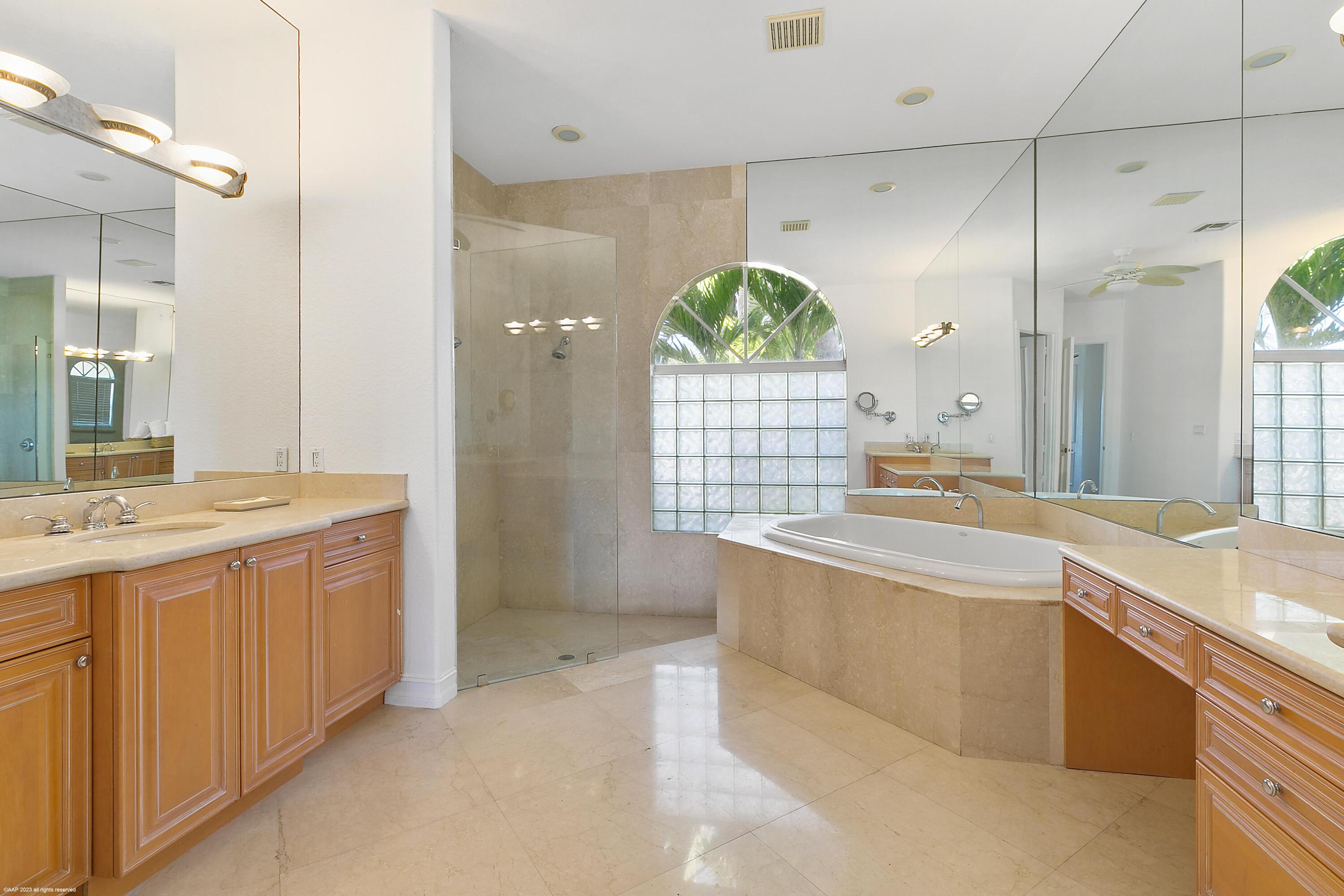 PADDOCK PARK 2 OF WELLING - Residential