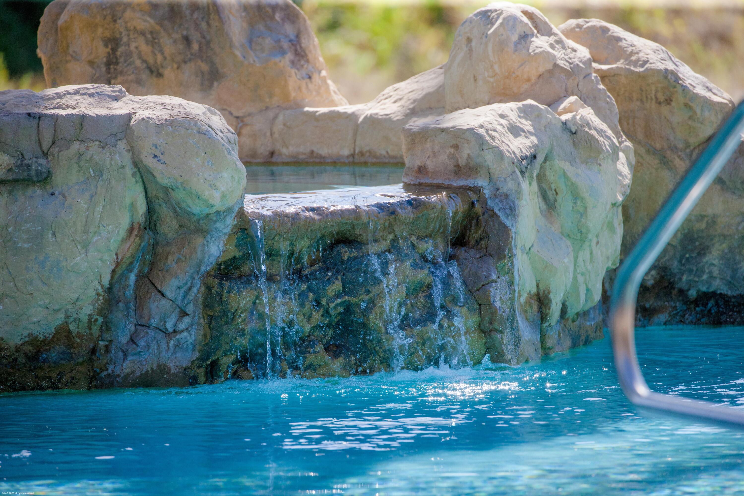 PADDOCK PARK 2 OF WELLING - Residential