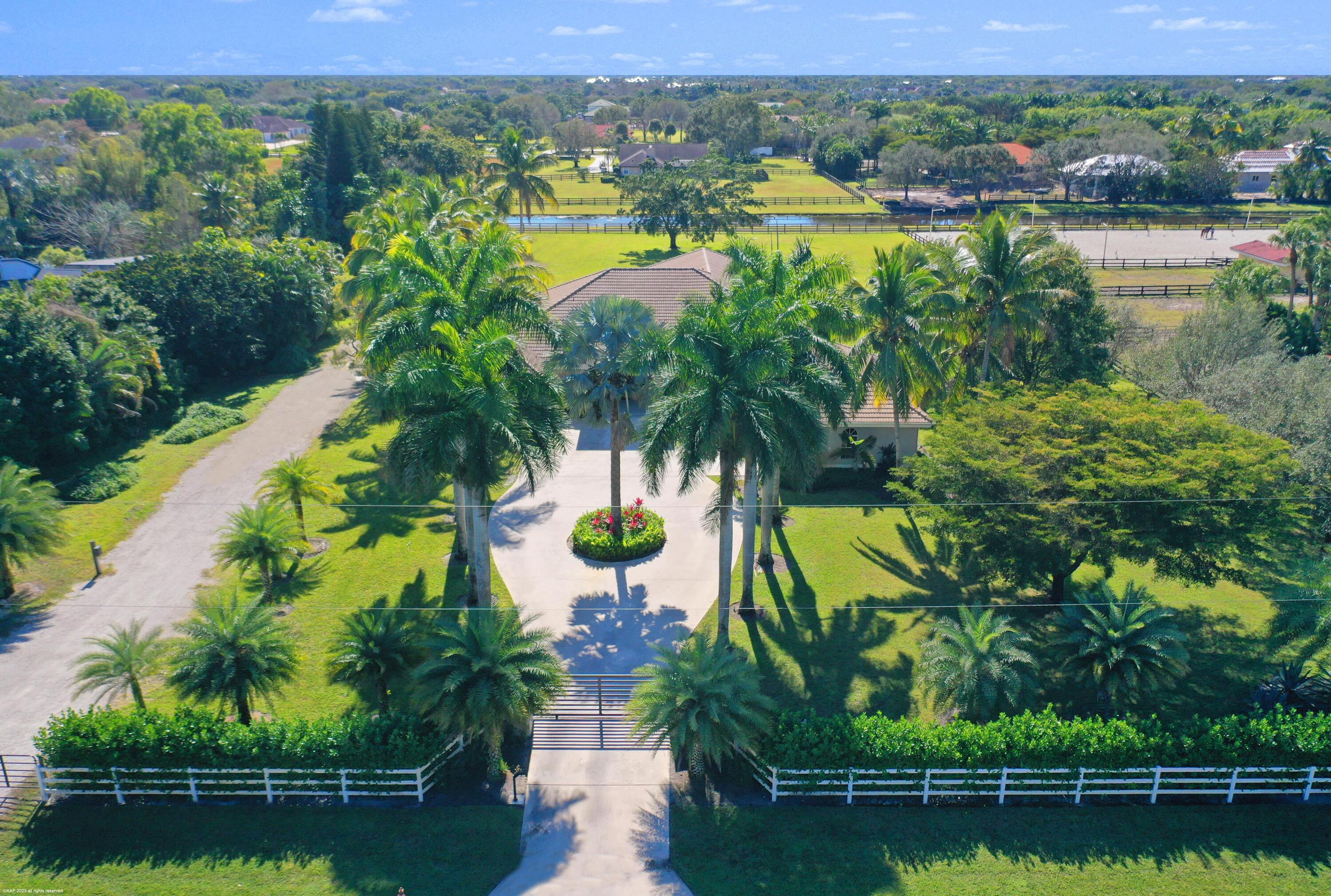 PADDOCK PARK 2 OF WELLING - Residential