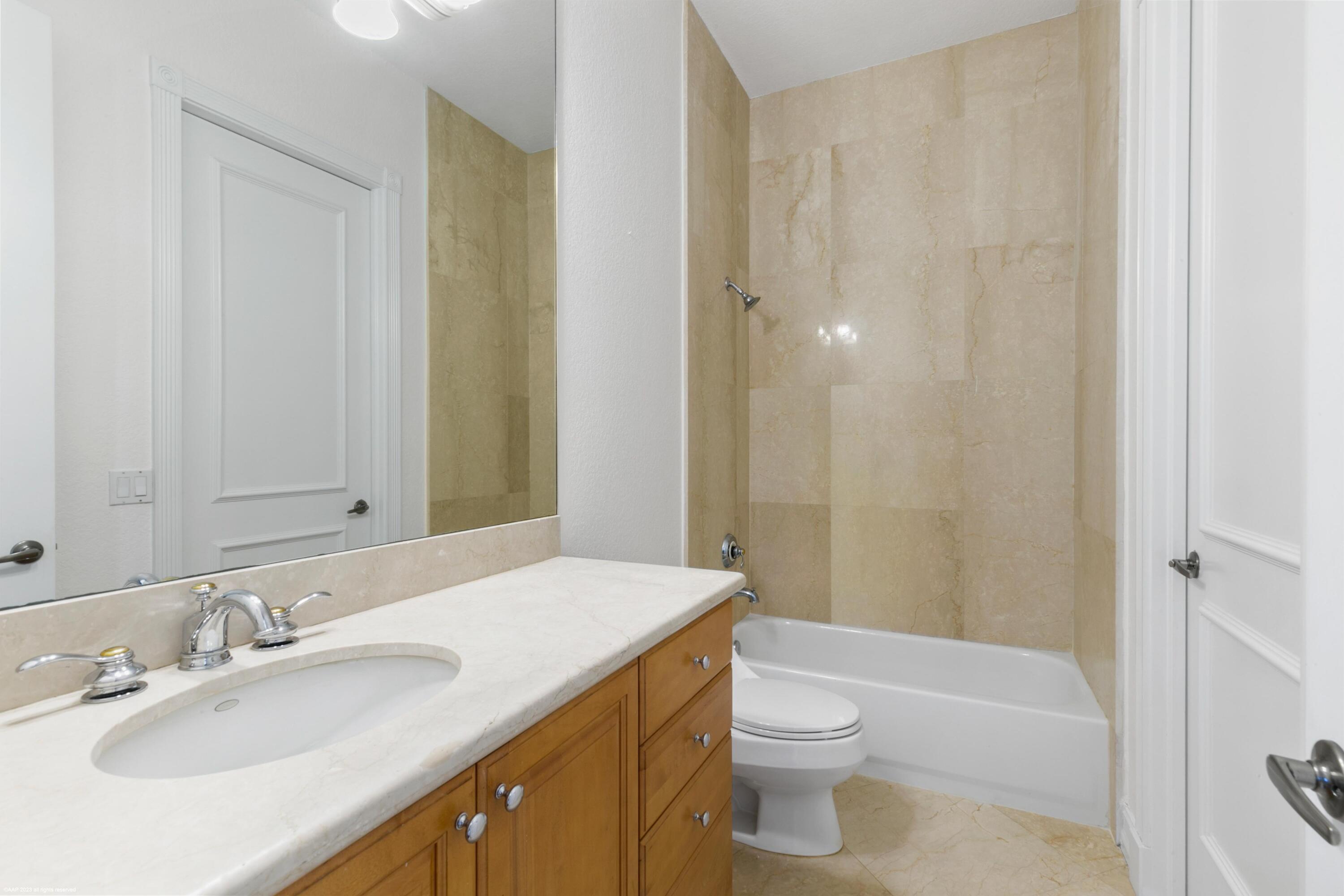 PADDOCK PARK 2 OF WELLING - Residential