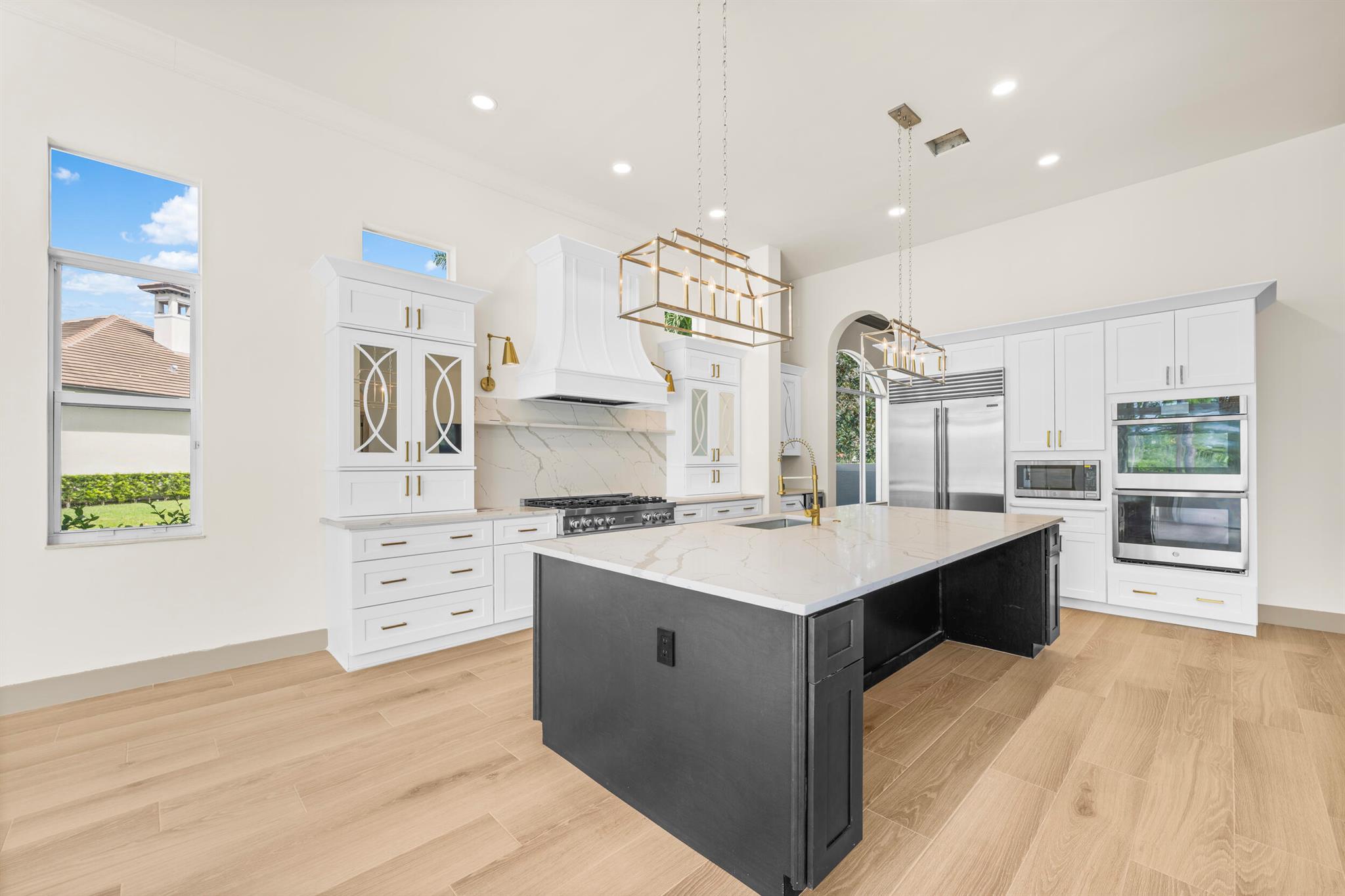 MEDALIST CLUB - Residential