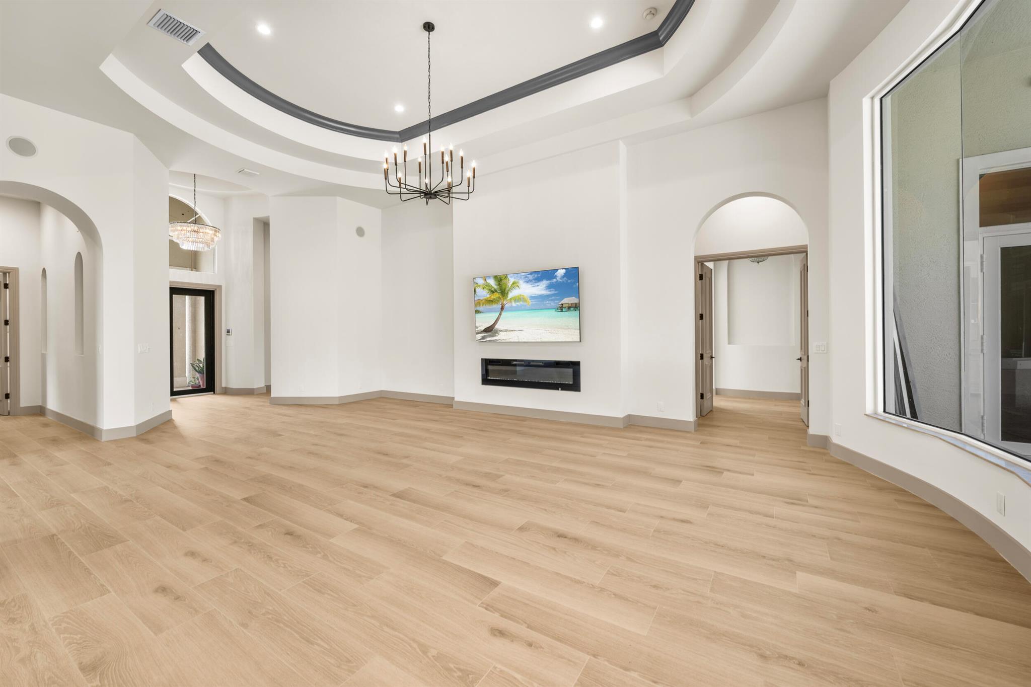 MEDALIST CLUB - Residential