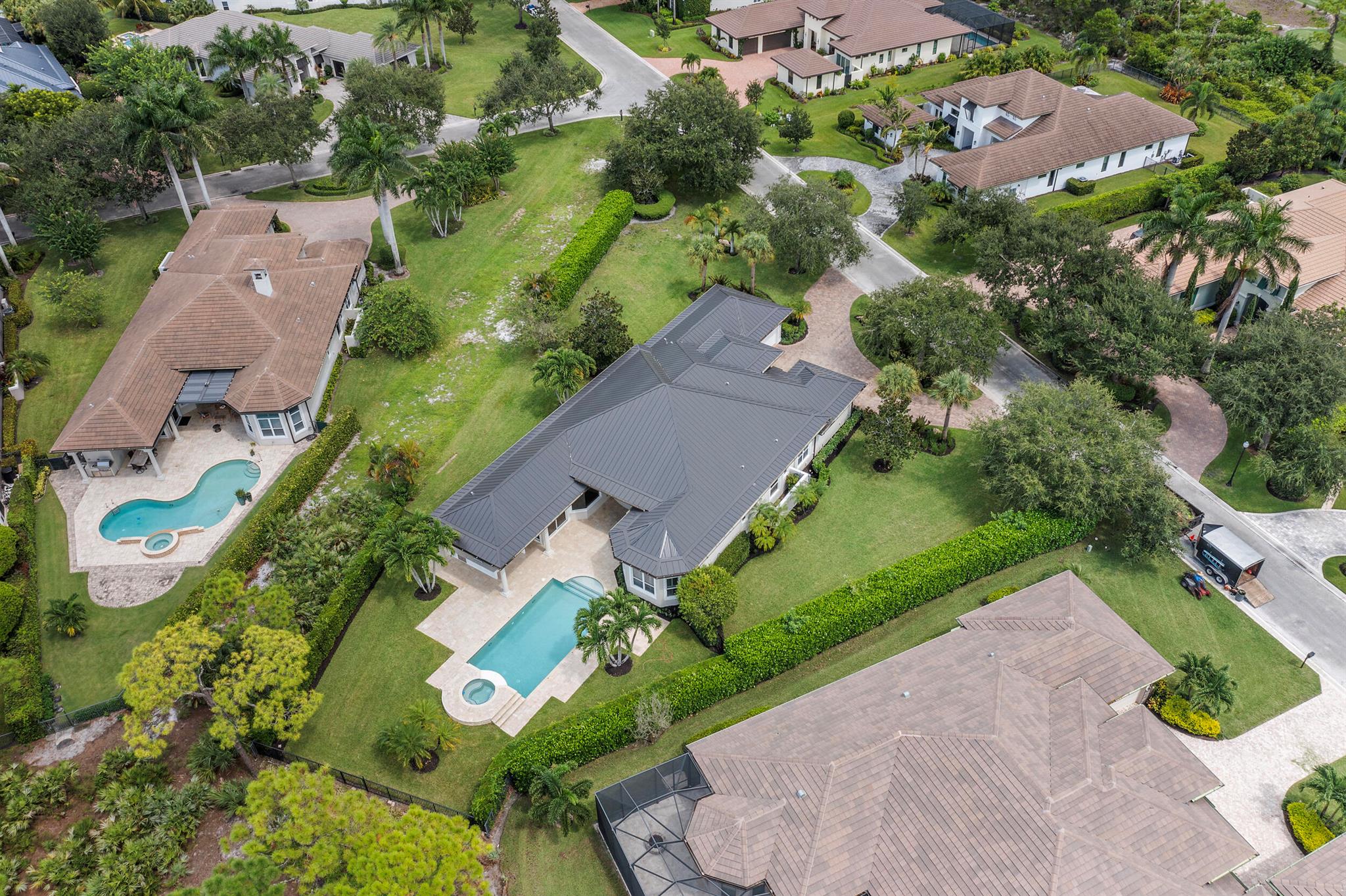 MEDALIST CLUB - Residential