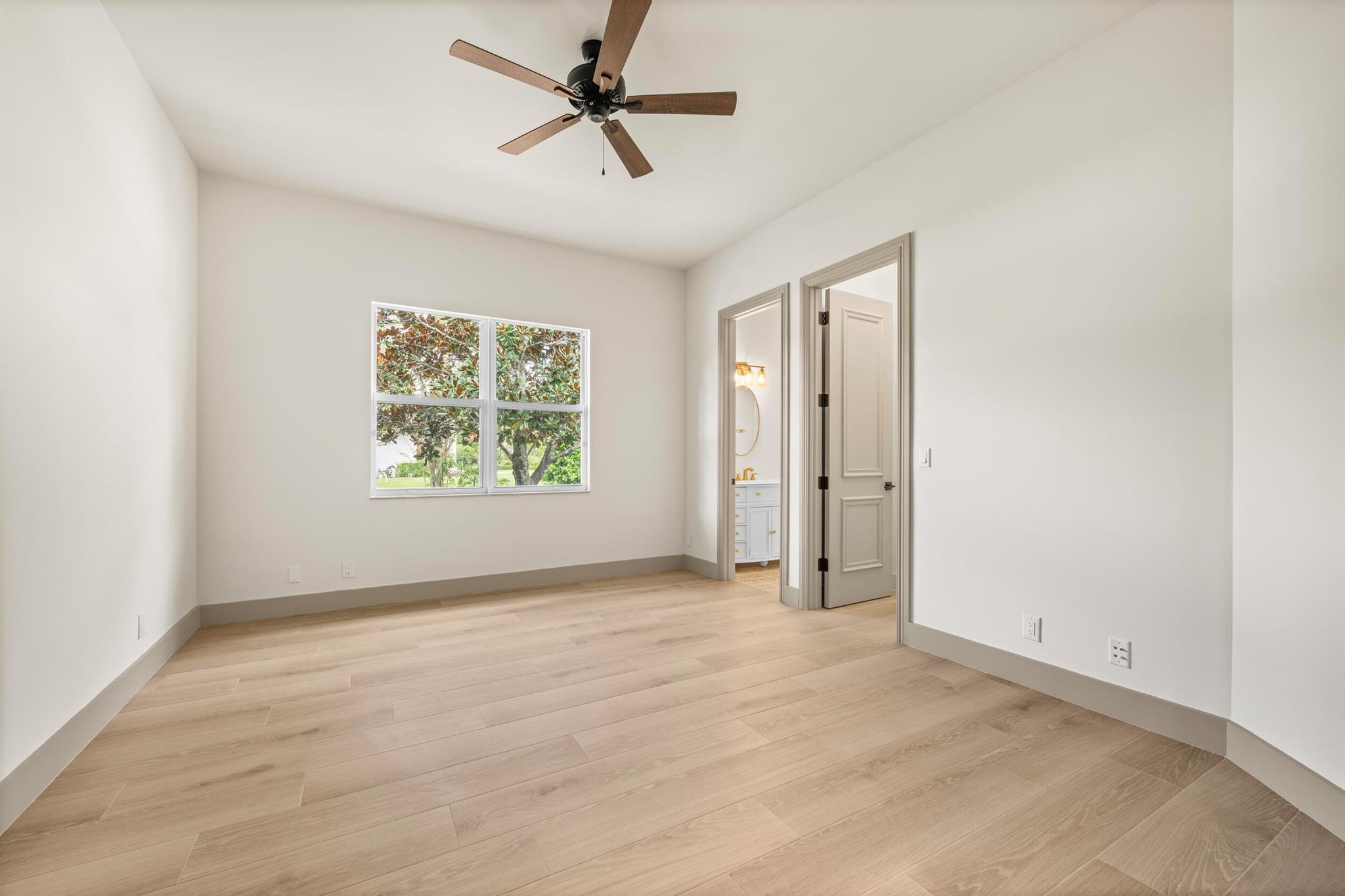 MEDALIST CLUB - Residential