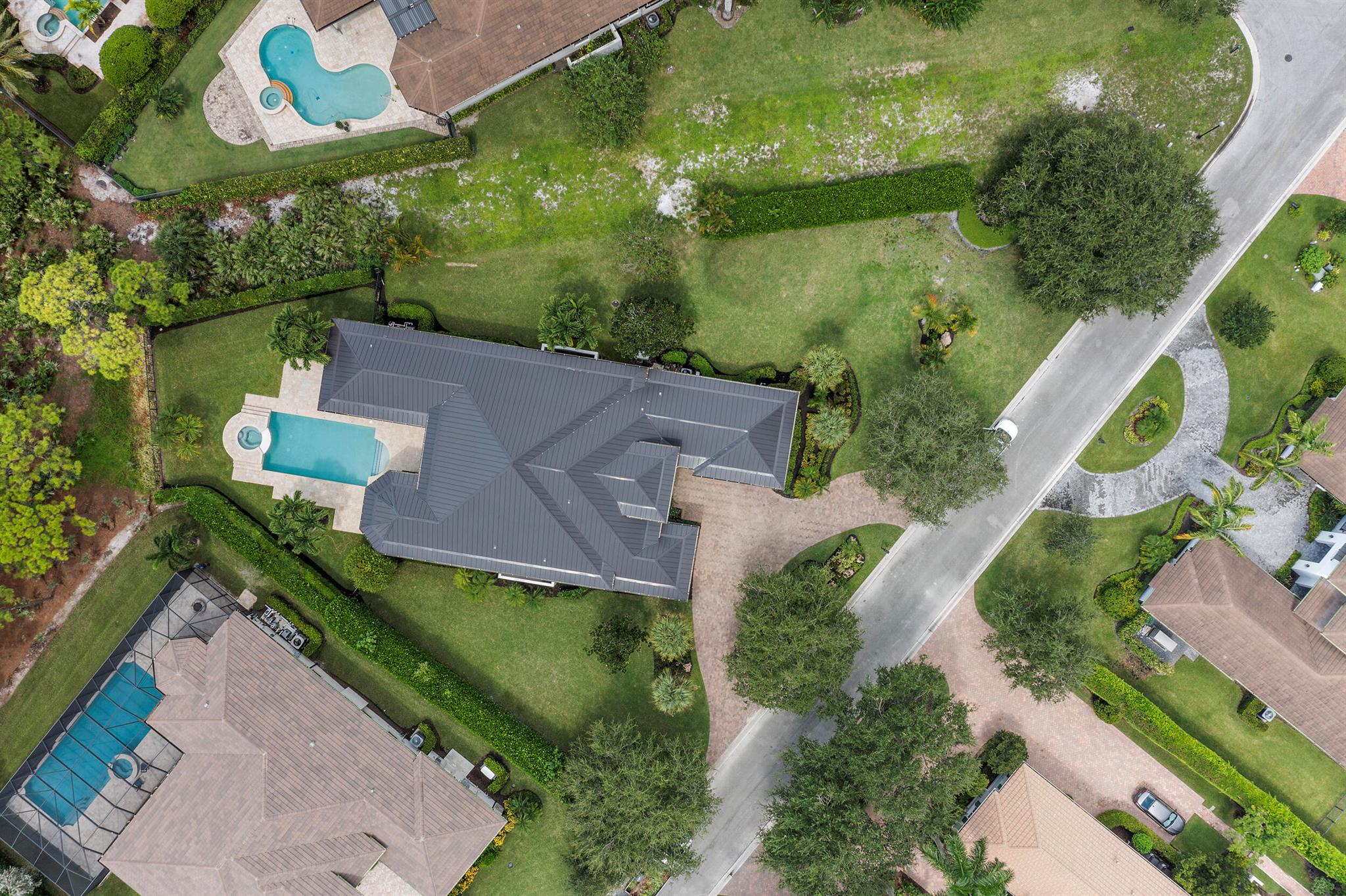 MEDALIST CLUB - Residential