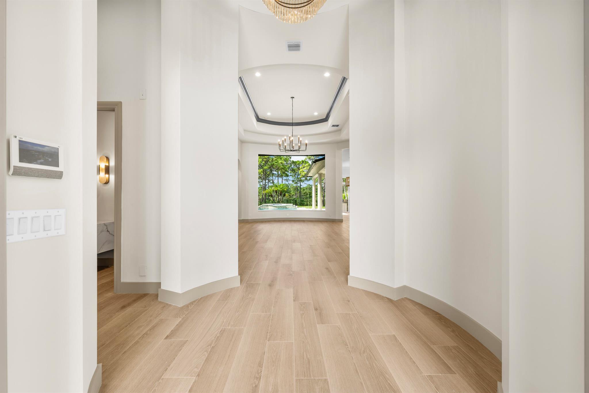 MEDALIST CLUB - Residential