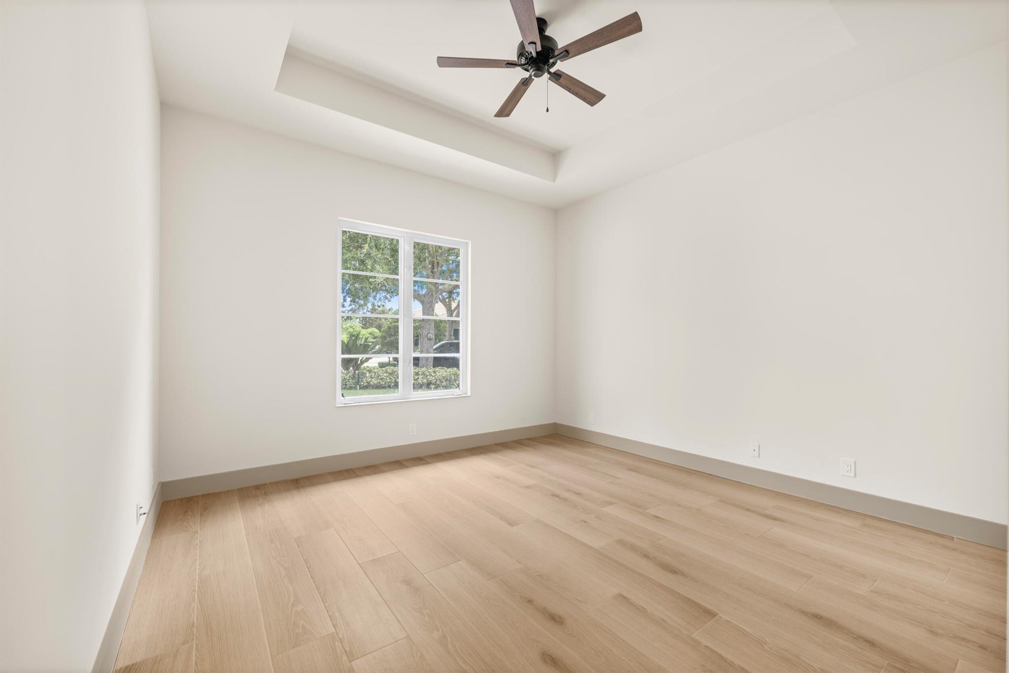 MEDALIST CLUB - Residential