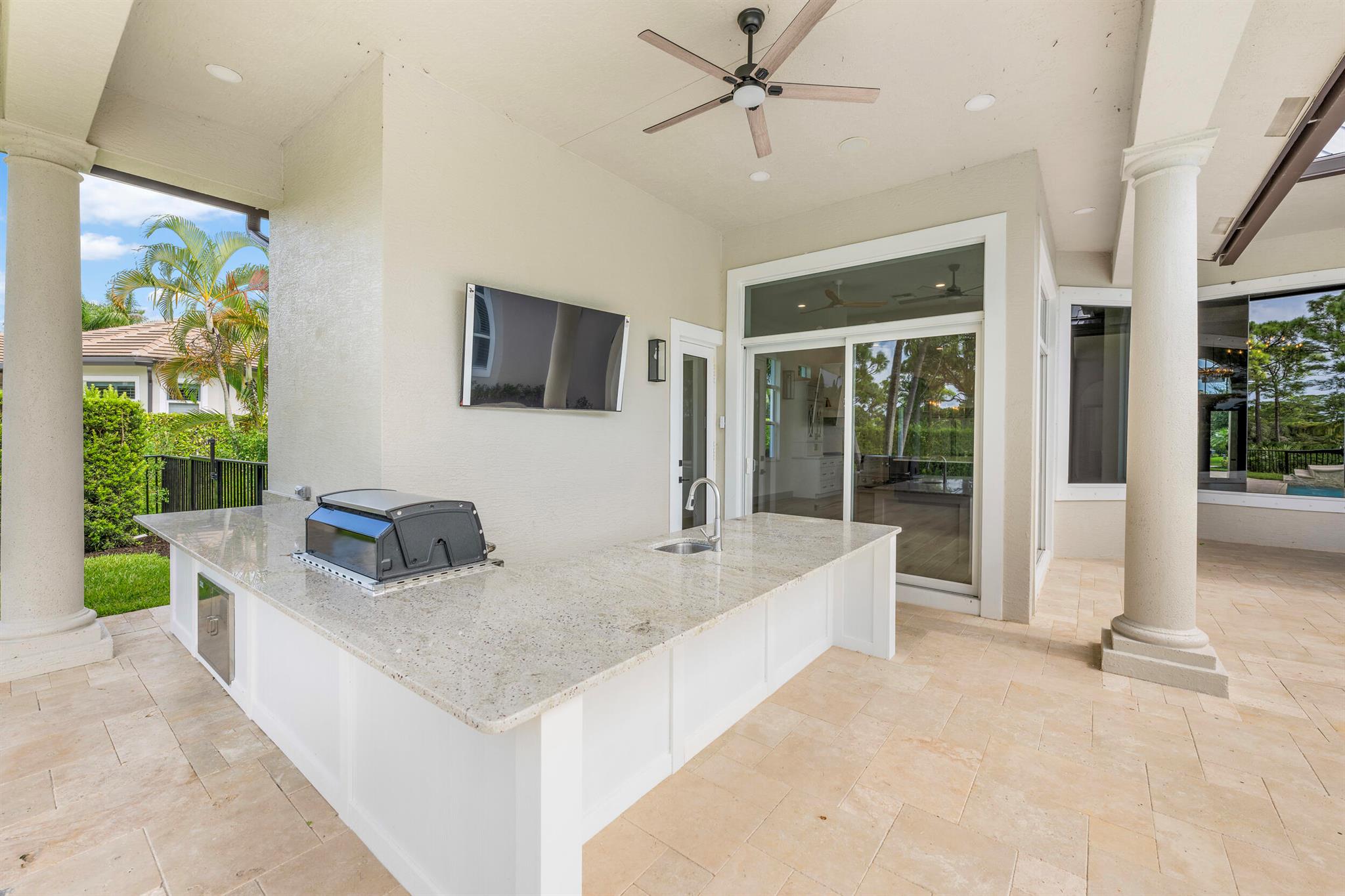 MEDALIST CLUB - Residential