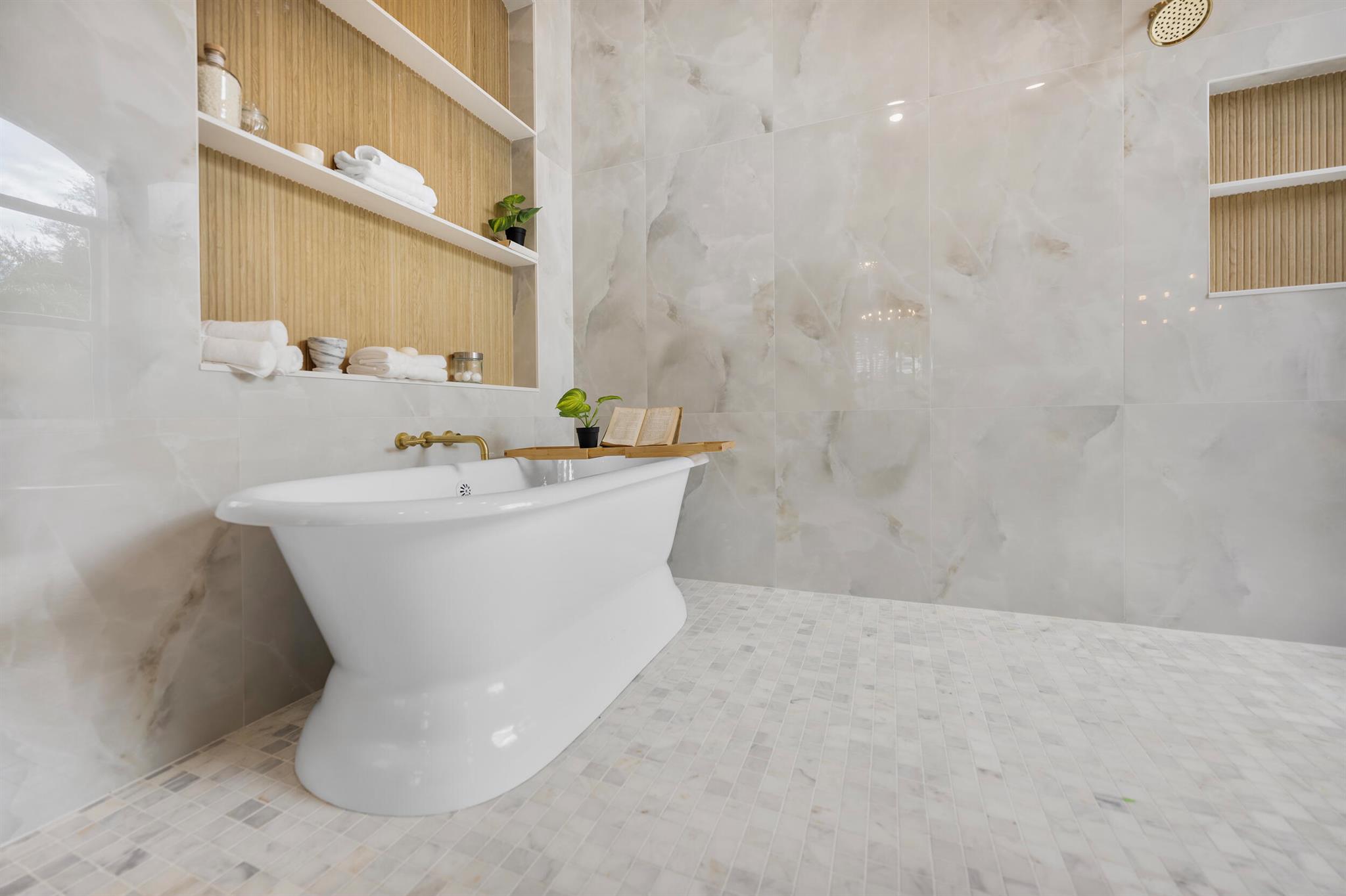 MEDALIST CLUB - Residential