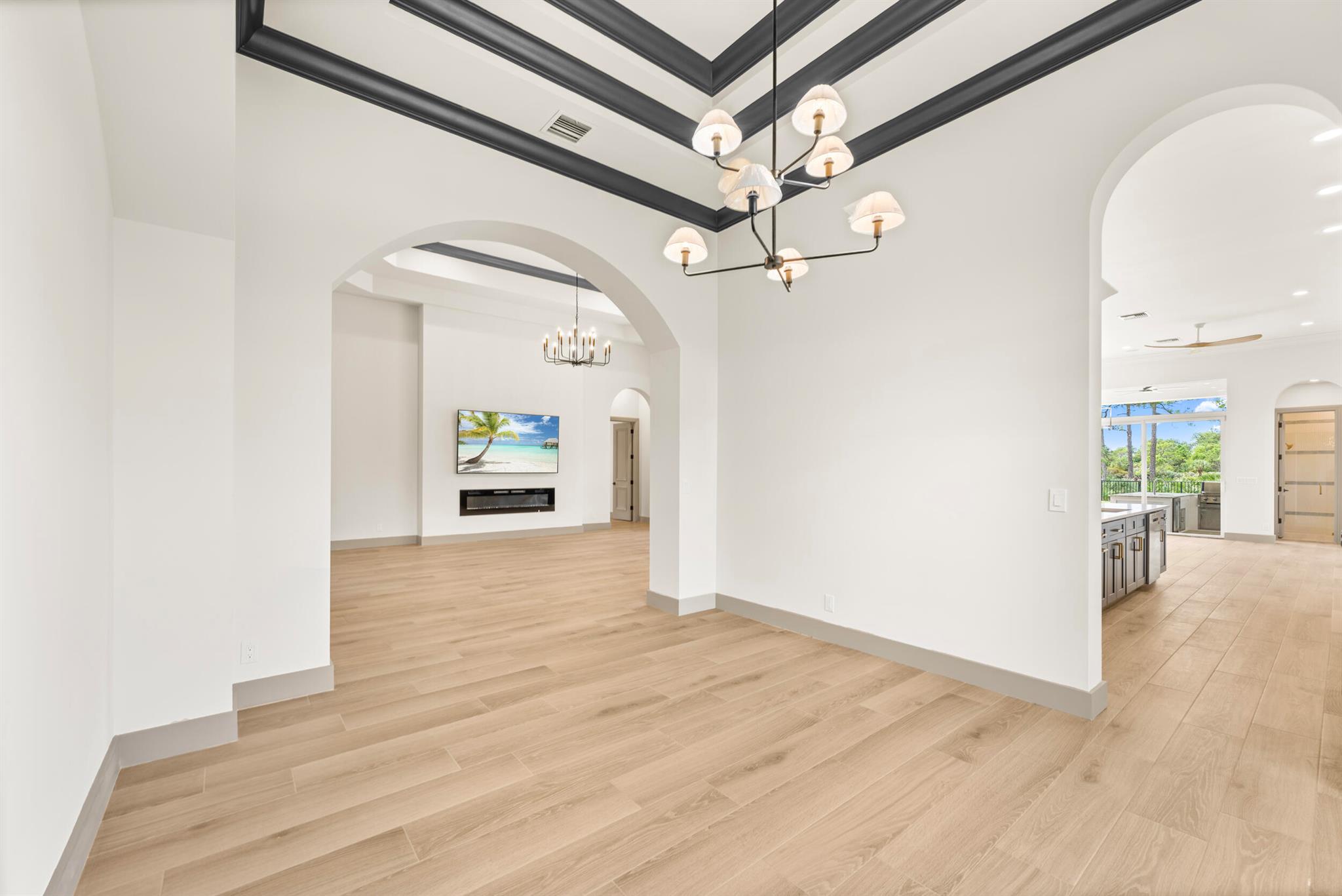 MEDALIST CLUB - Residential