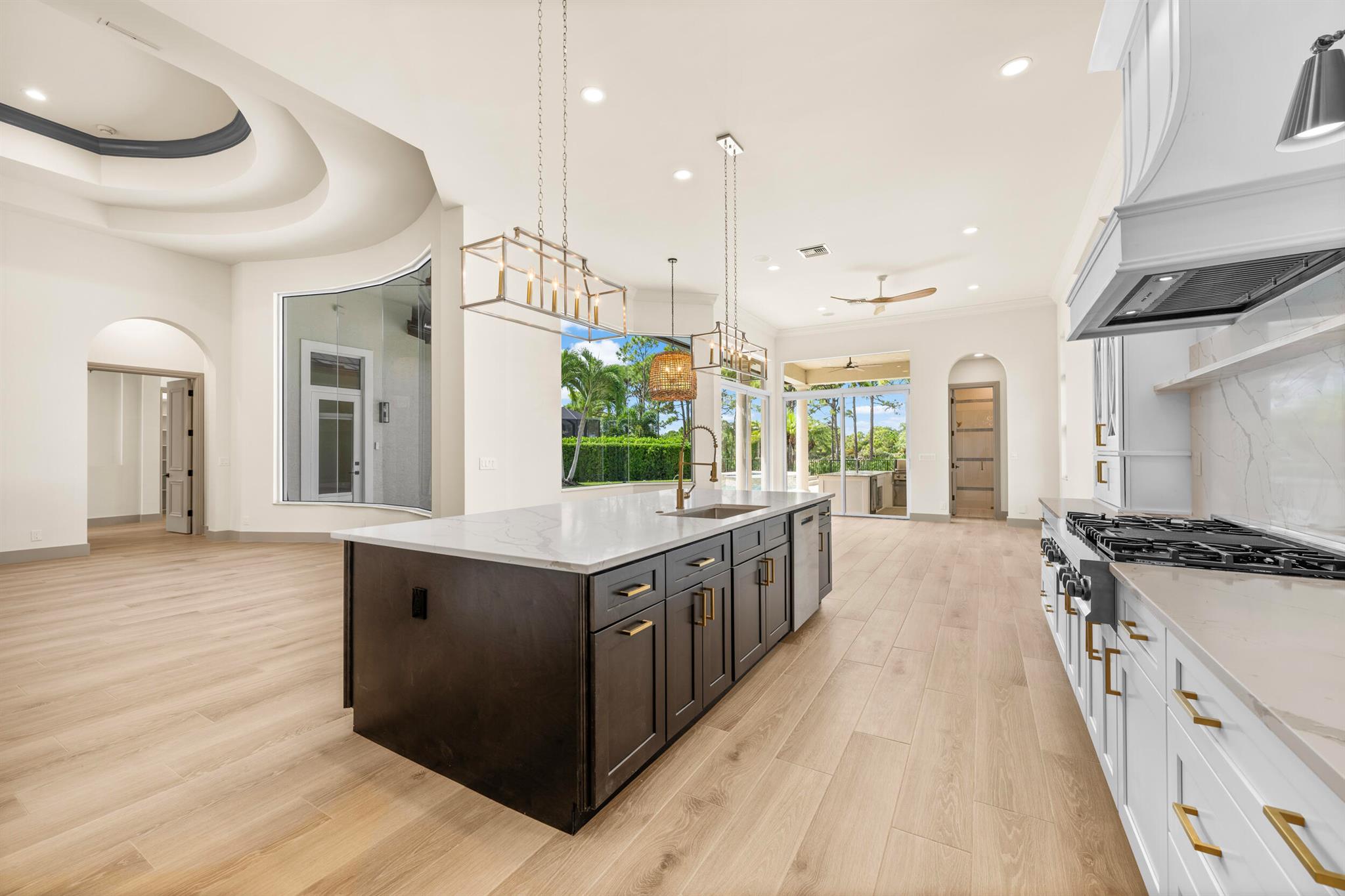 MEDALIST CLUB - Residential