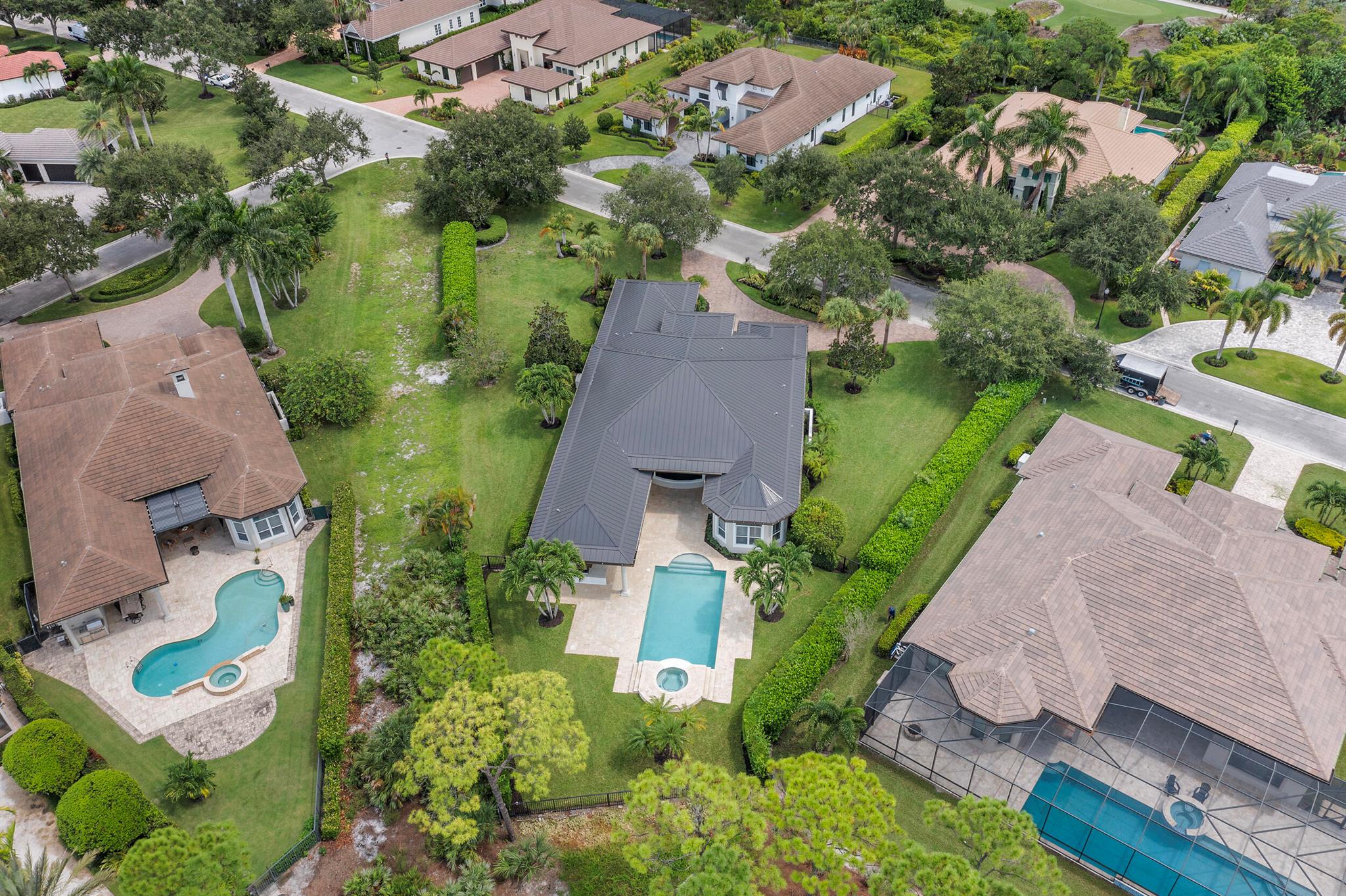 MEDALIST CLUB - Residential