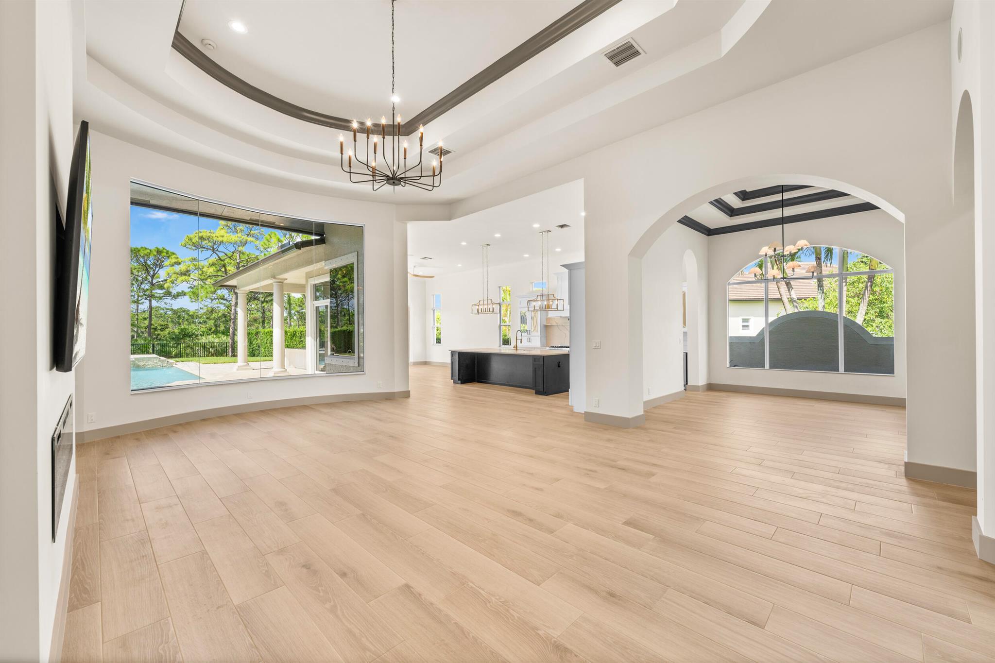 MEDALIST CLUB - Residential