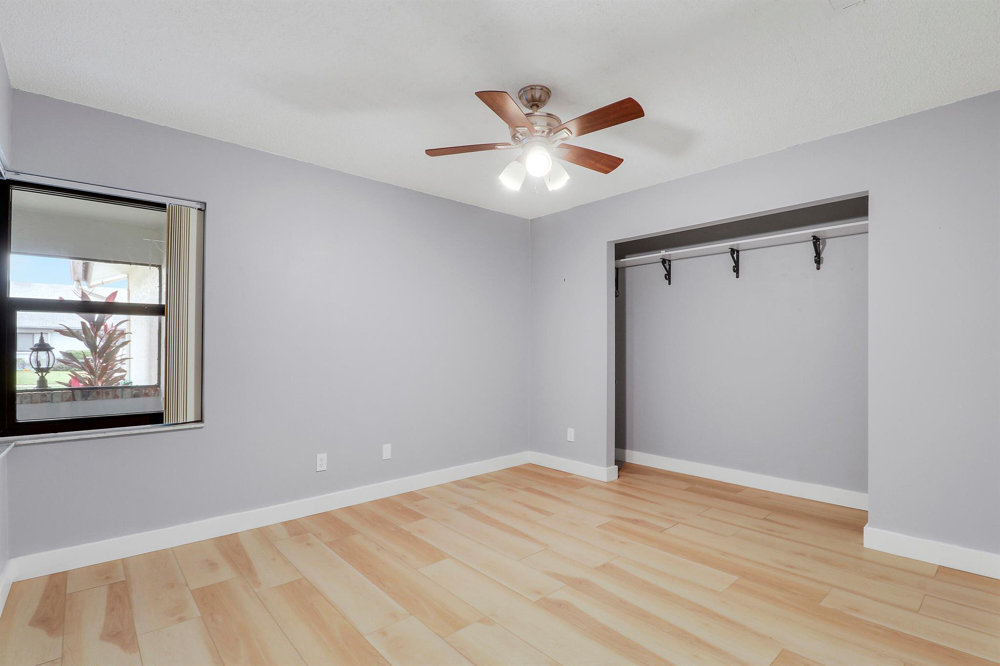 INDIAN CREEK PH IV-B - Residential Lease