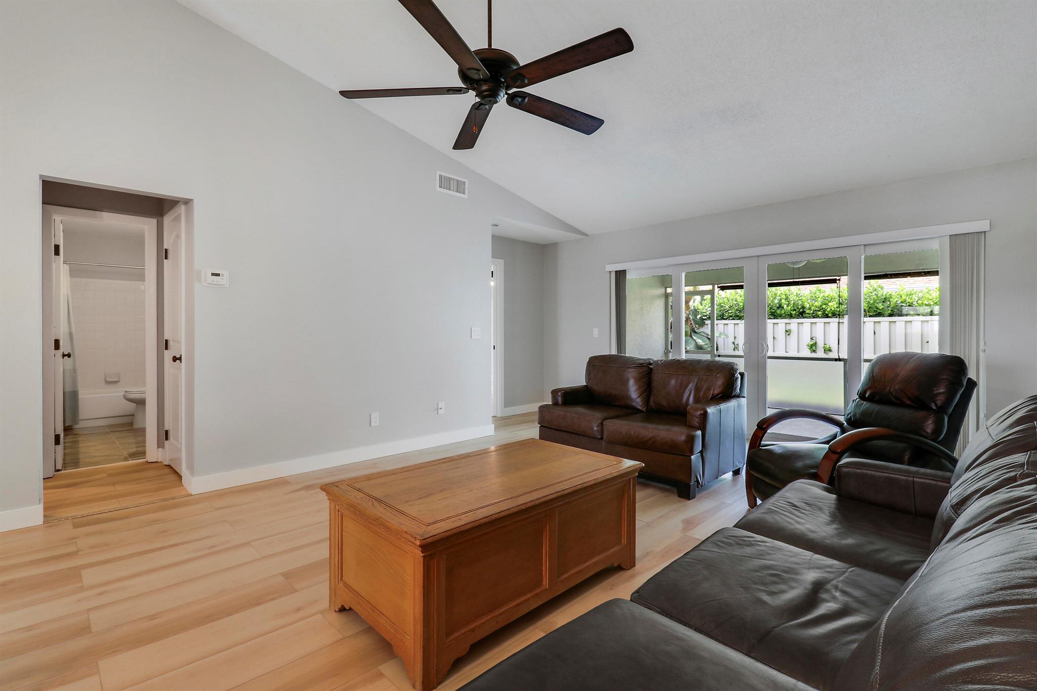 INDIAN CREEK PH IV-B - Residential Lease