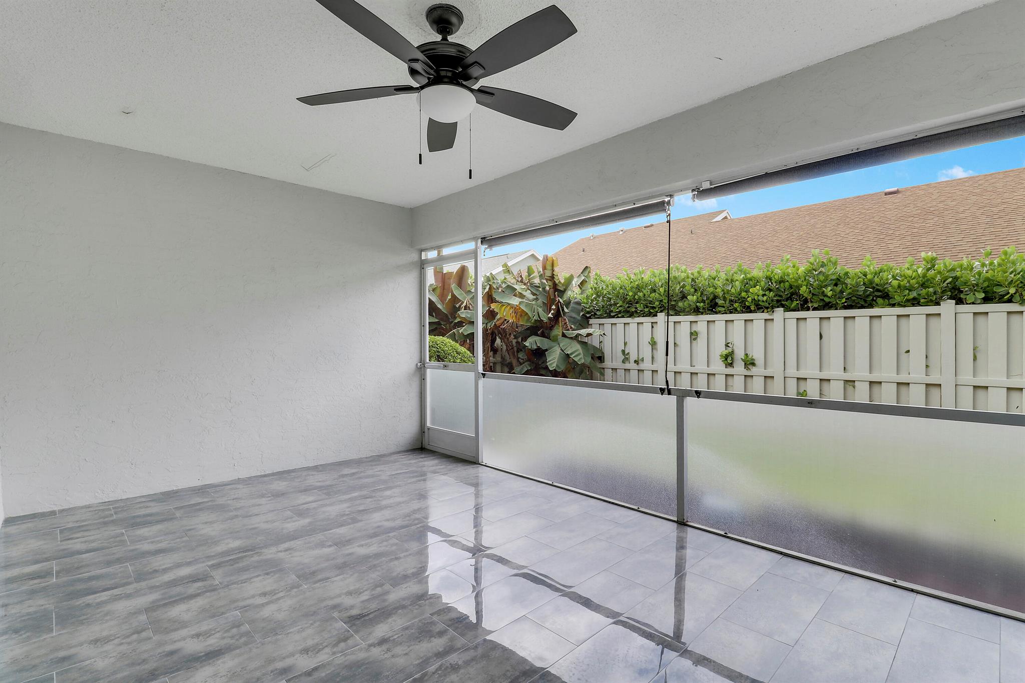INDIAN CREEK PH IV-B - Residential Lease