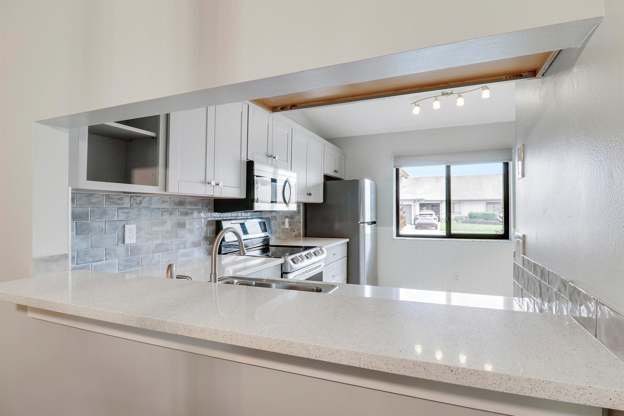 INDIAN CREEK PH IV-B - Residential Lease
