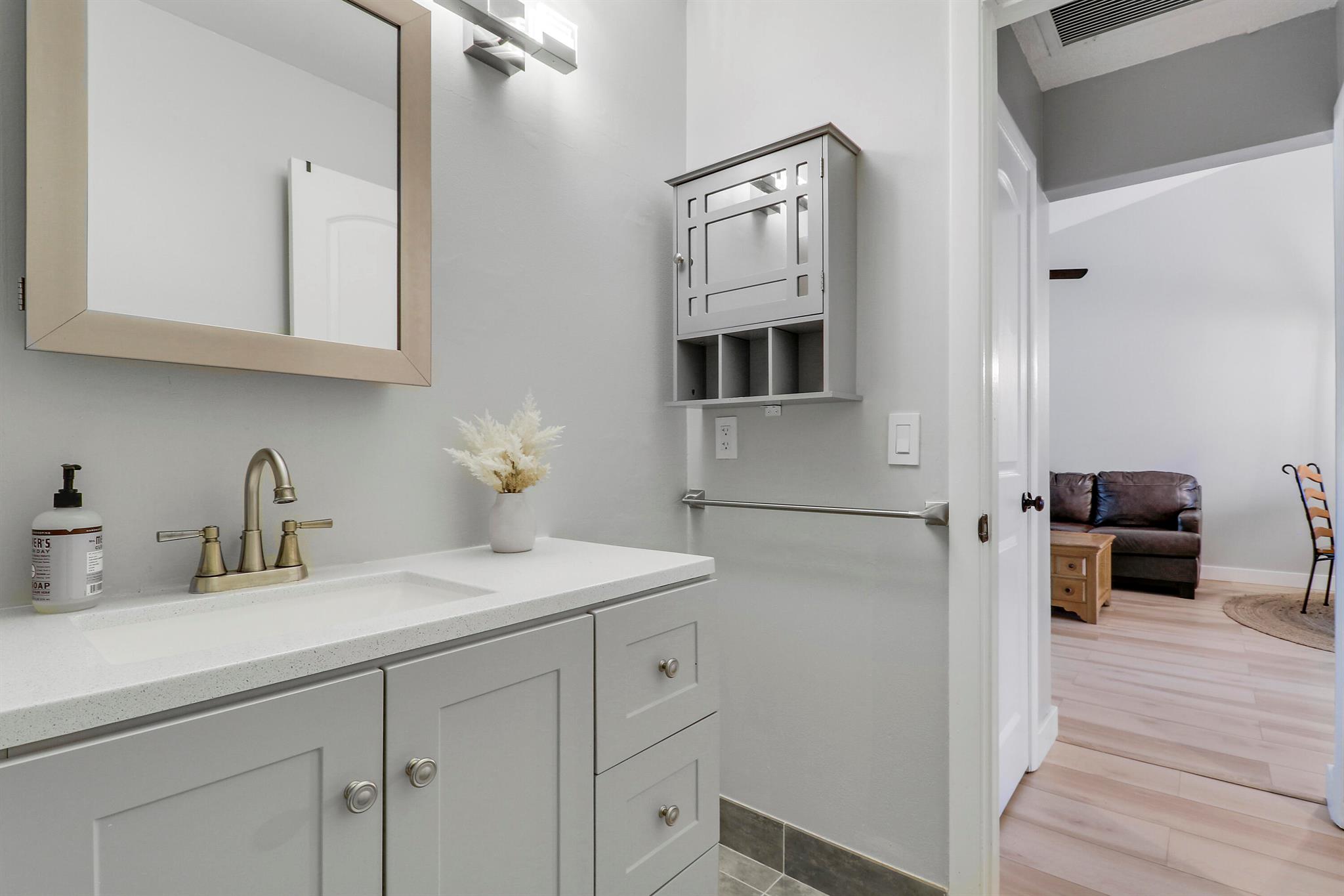 INDIAN CREEK PH IV-B - Residential Lease