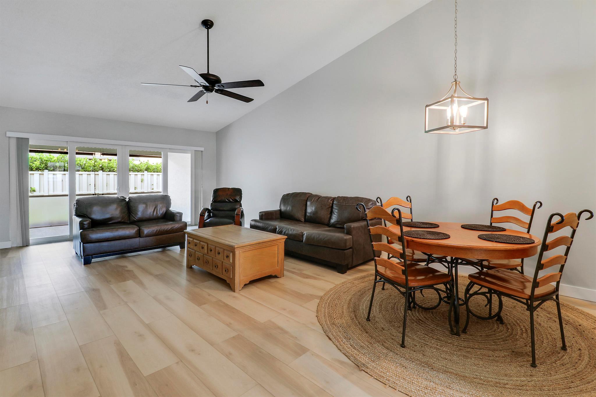 INDIAN CREEK PH IV-B - Residential Lease