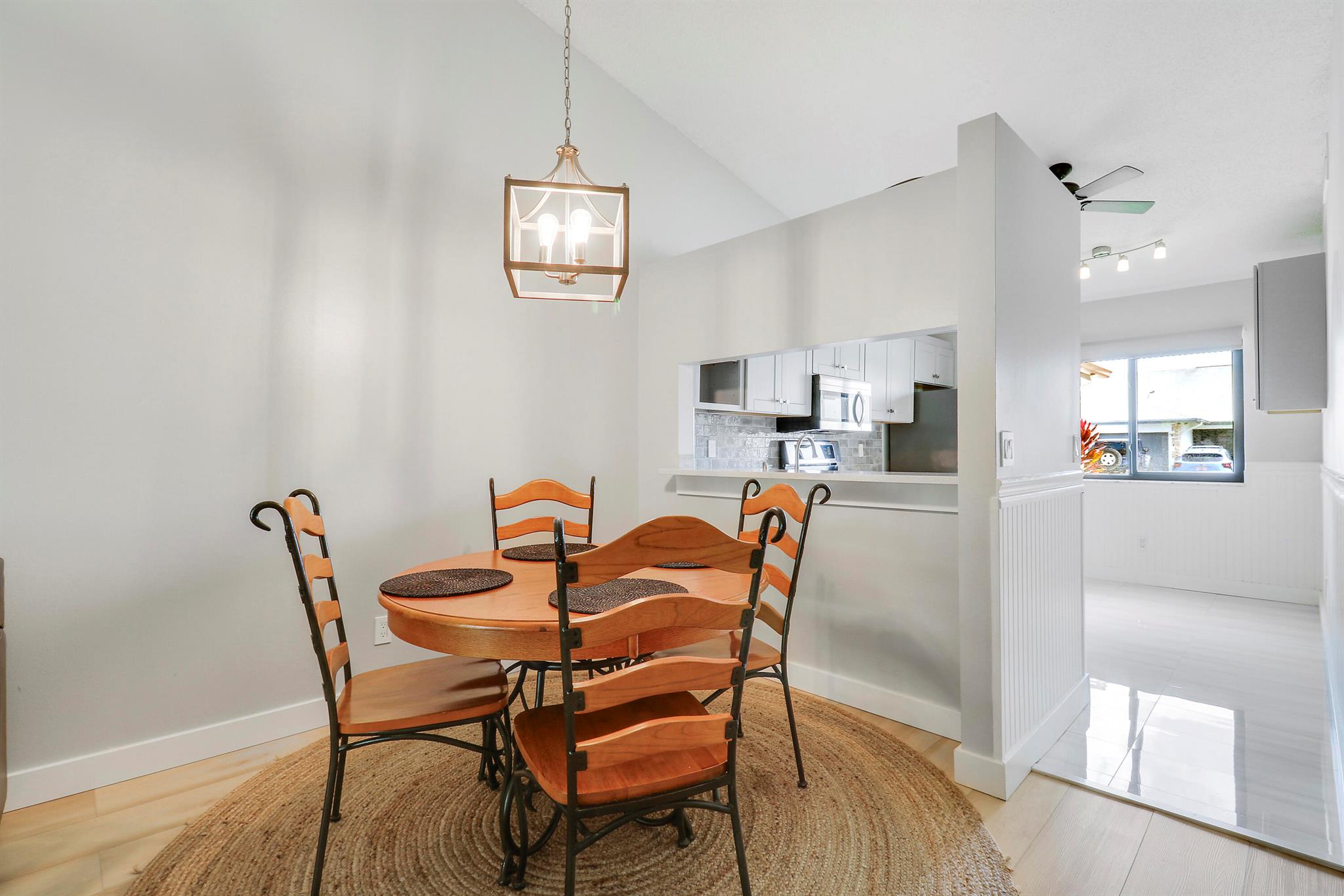 INDIAN CREEK PH IV-B - Residential Lease