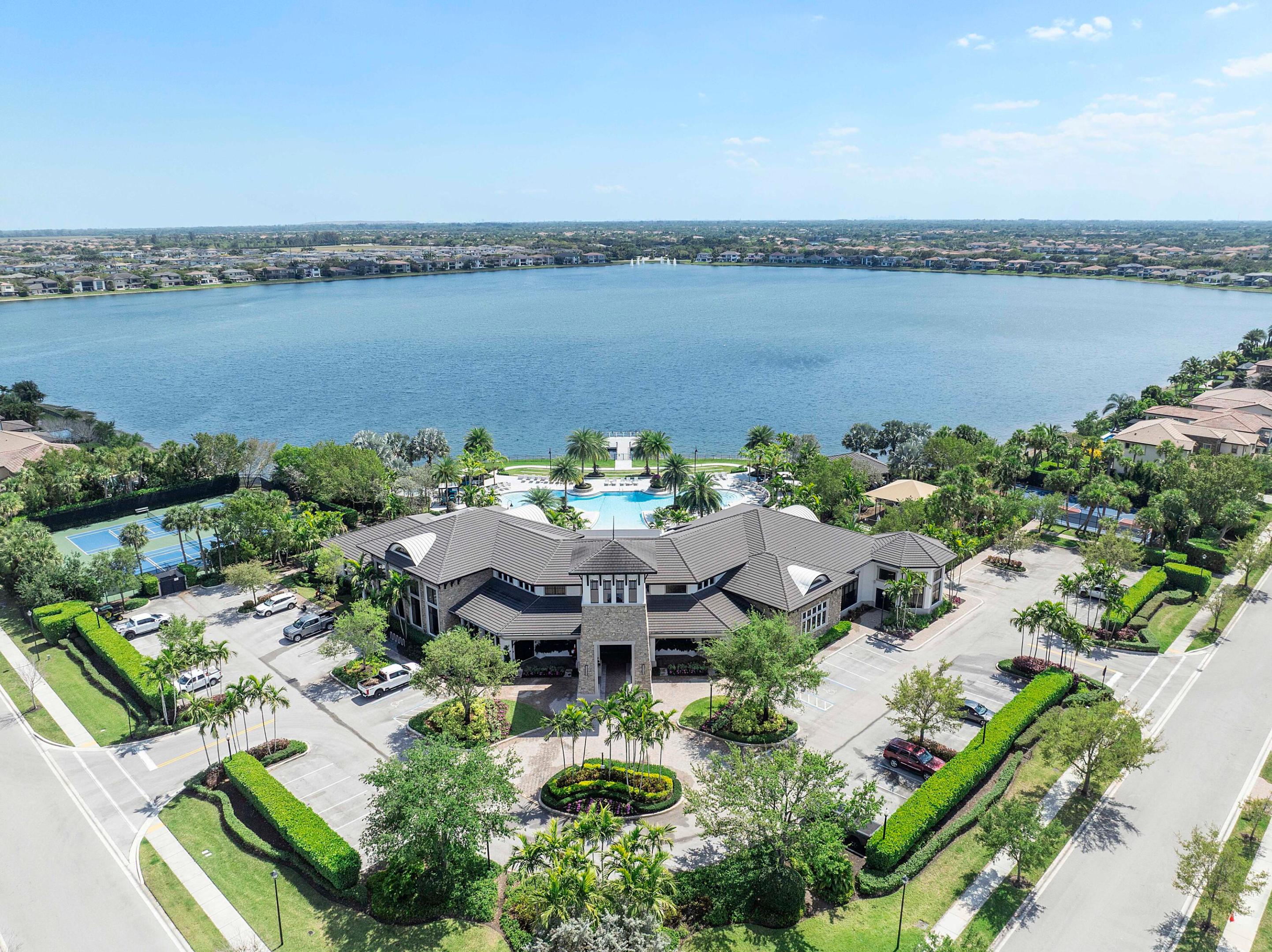 BRUSCHI PROPERTY - Residential