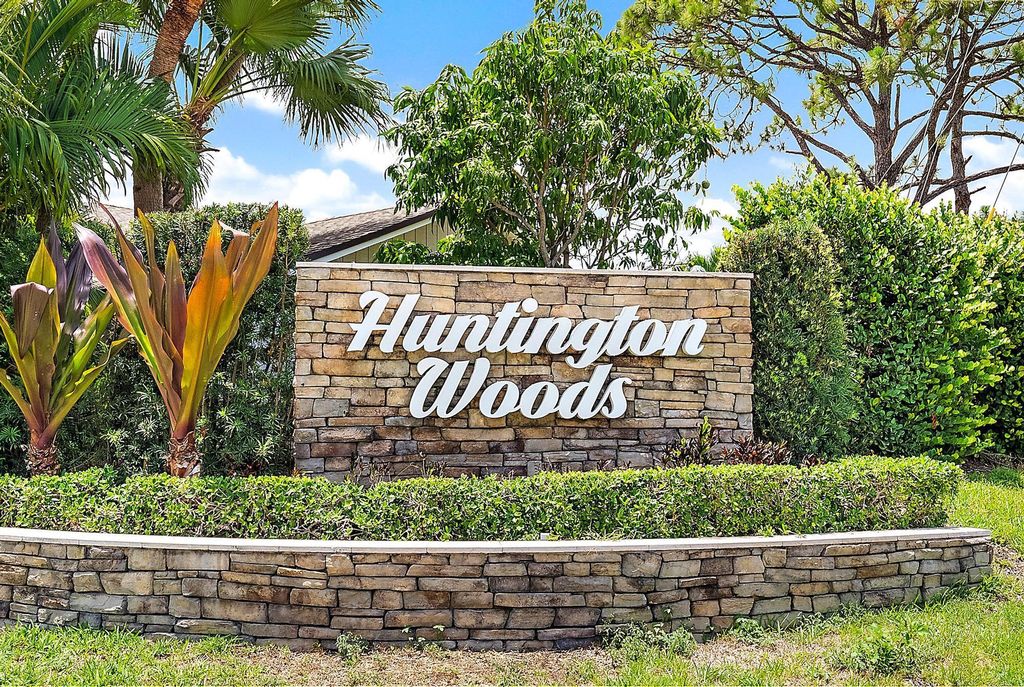 Photo of 110 Parkwood Drive, Royal Palm Beach, FL 33411 (MLS # R11094271)