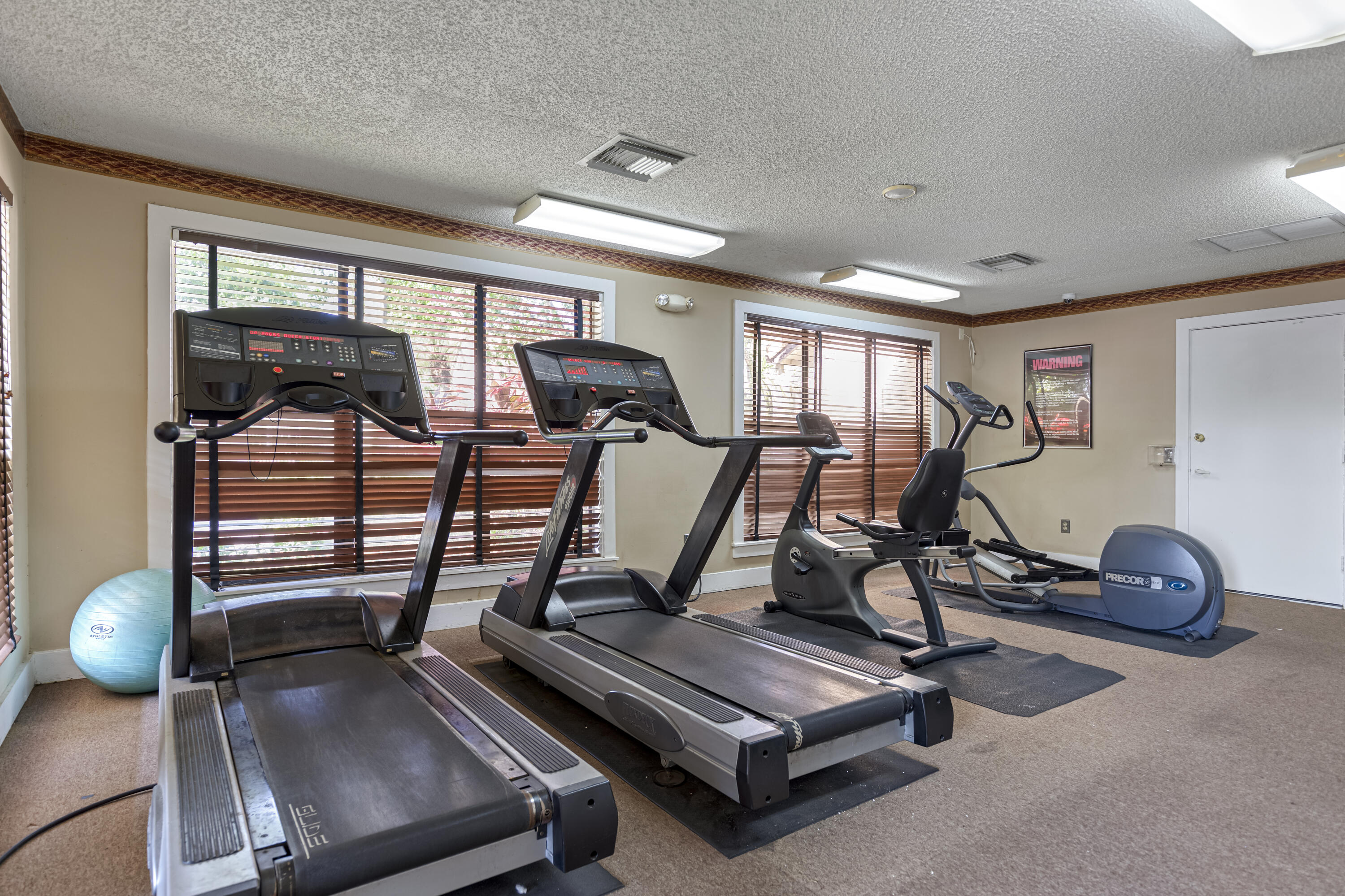 PALM AIRE GARDENS CONDO - Residential