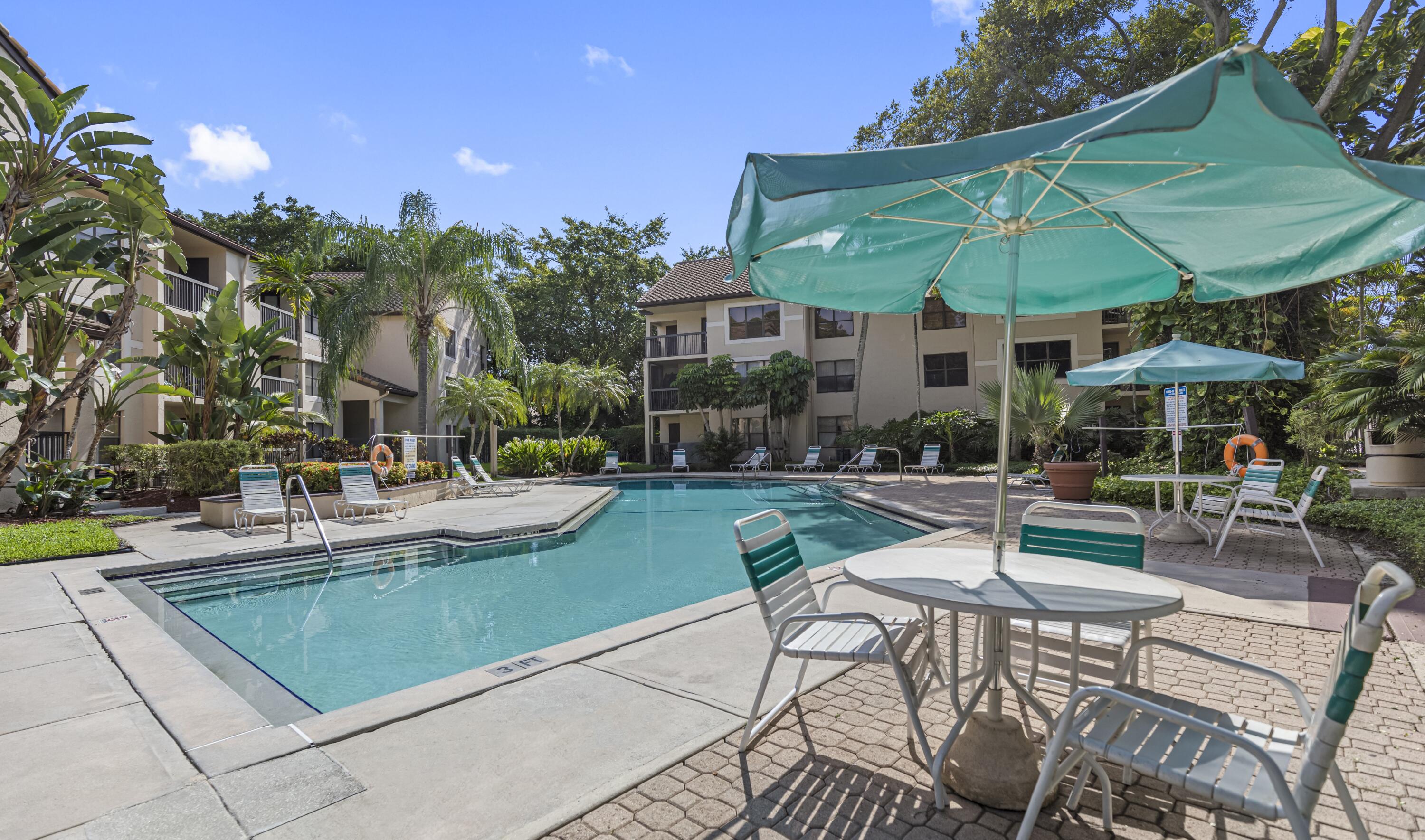 PALM AIRE GARDENS CONDO - Residential