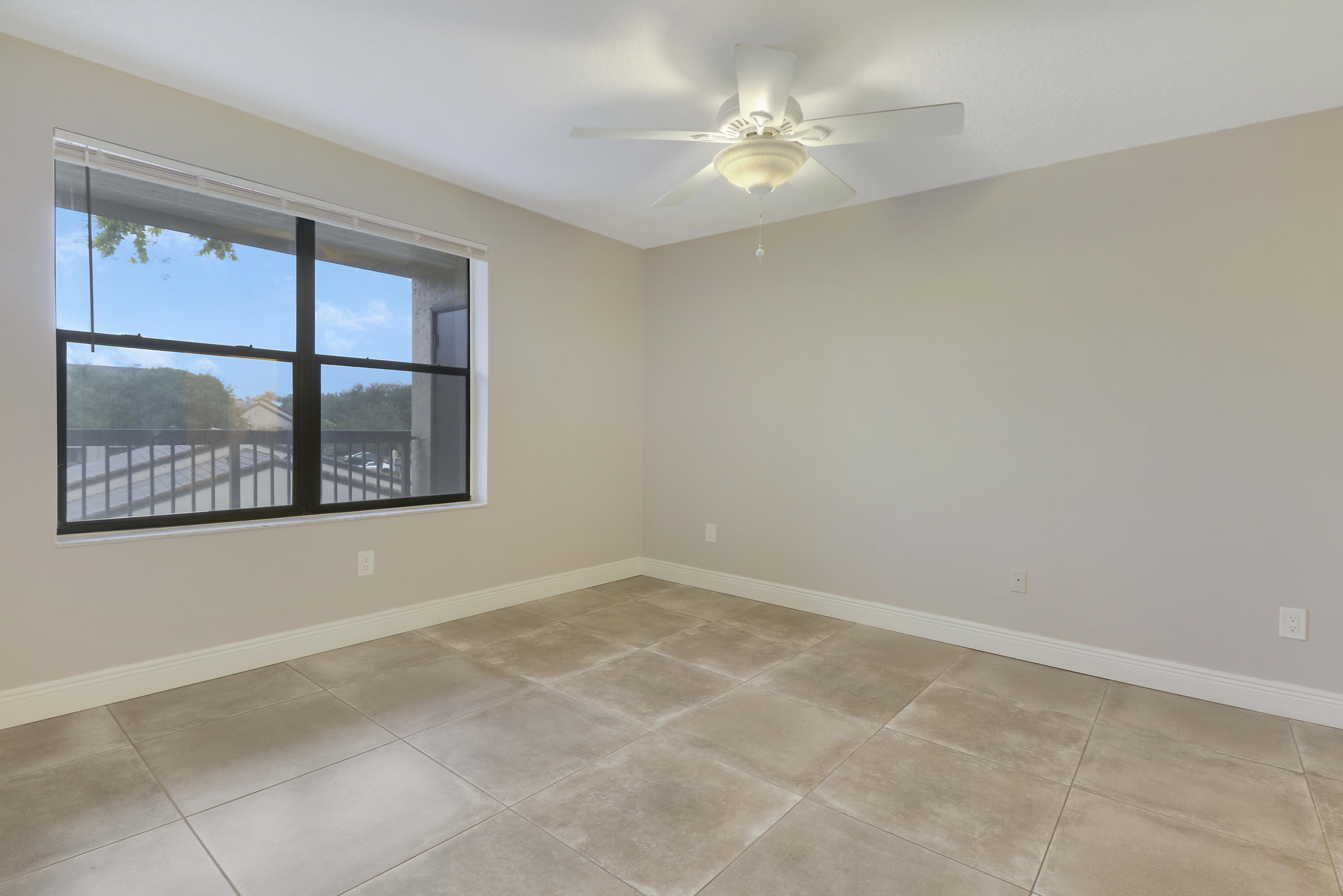 PALM AIRE GARDENS CONDO - Residential