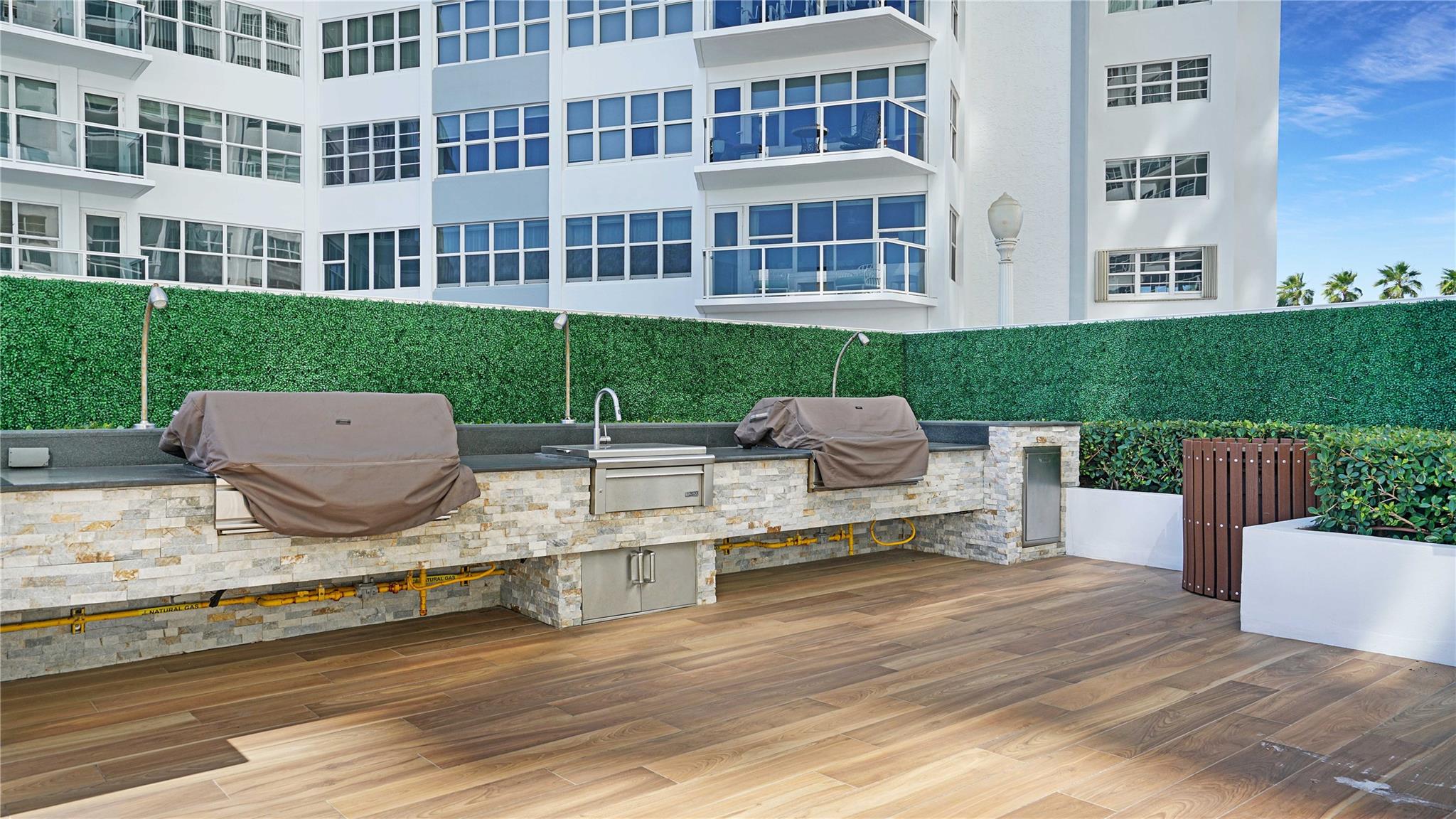 REGENCY SOUTH - Residential