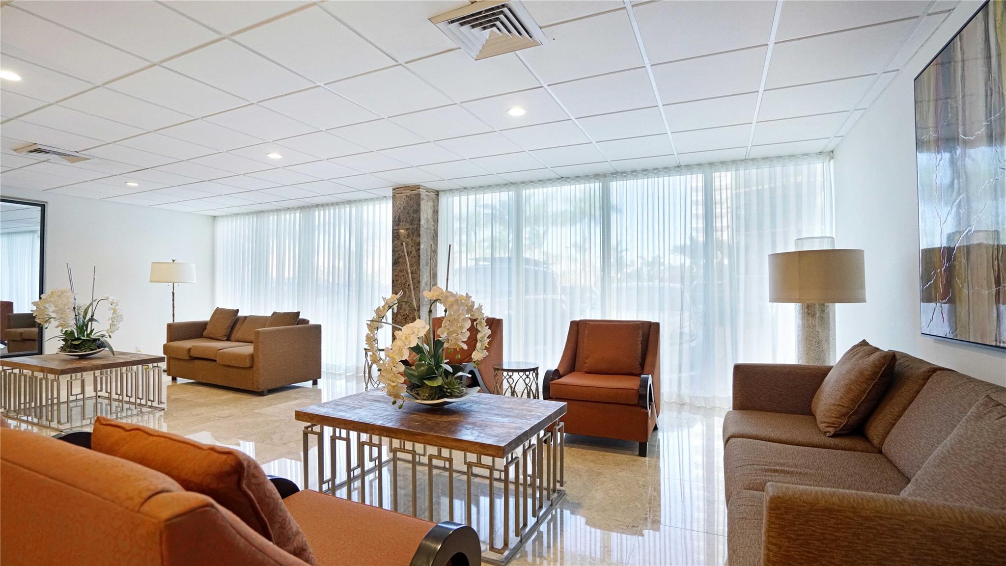 REGENCY SOUTH - Residential