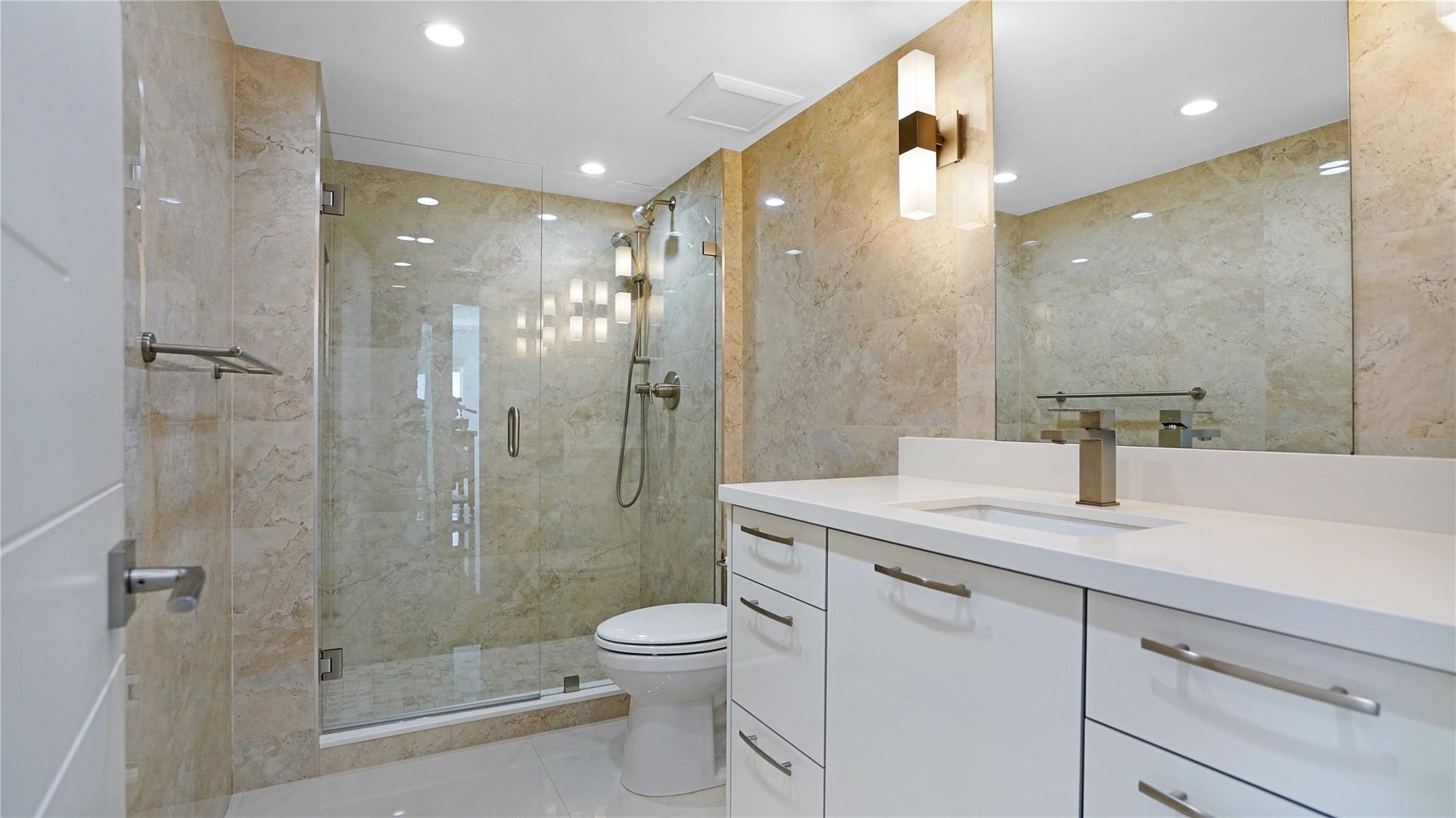 REGENCY SOUTH - Residential