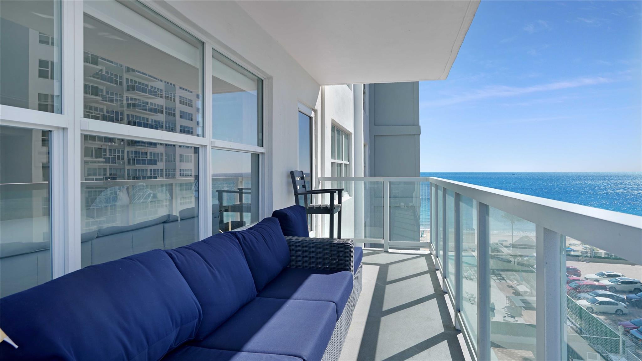 3750 GALT OCEAN 606