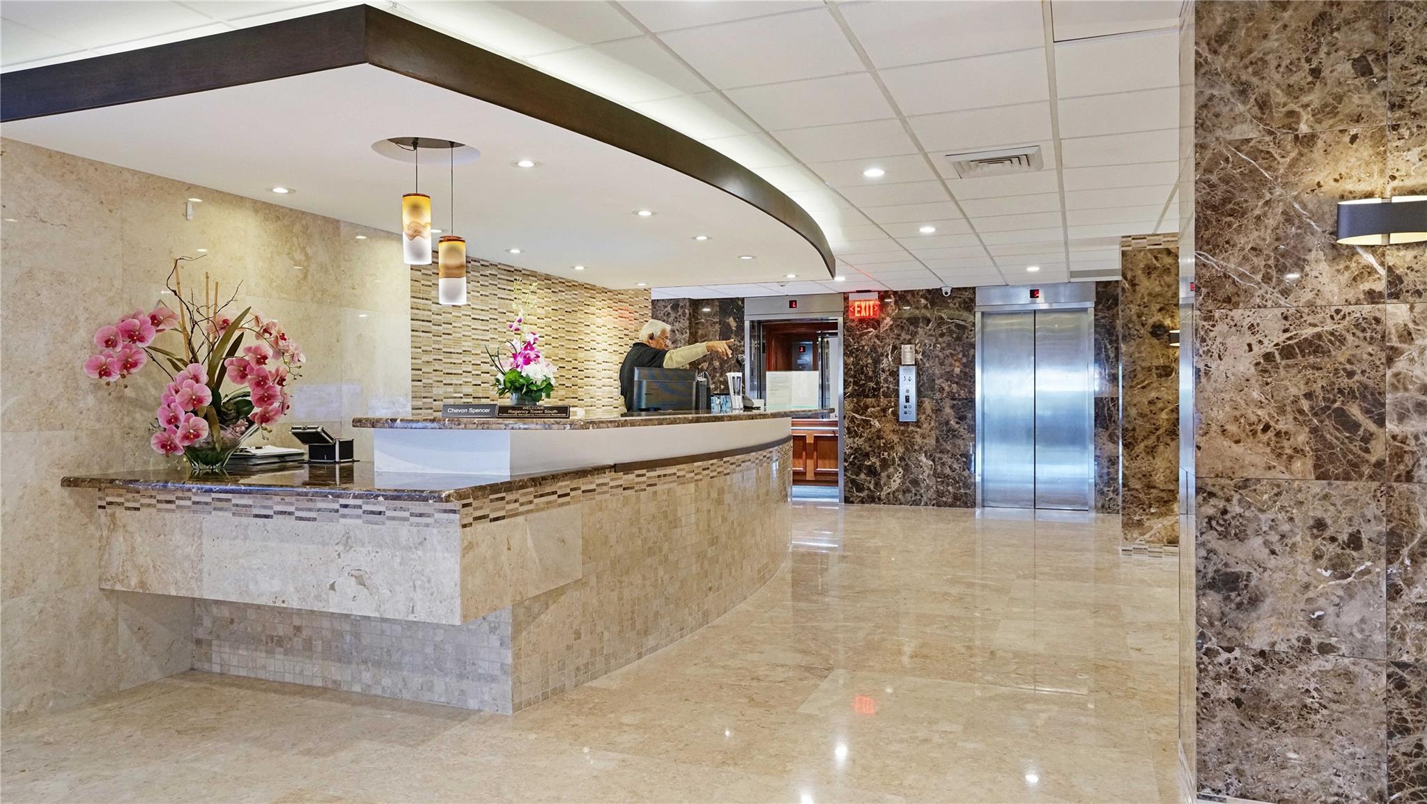 REGENCY SOUTH - Residential