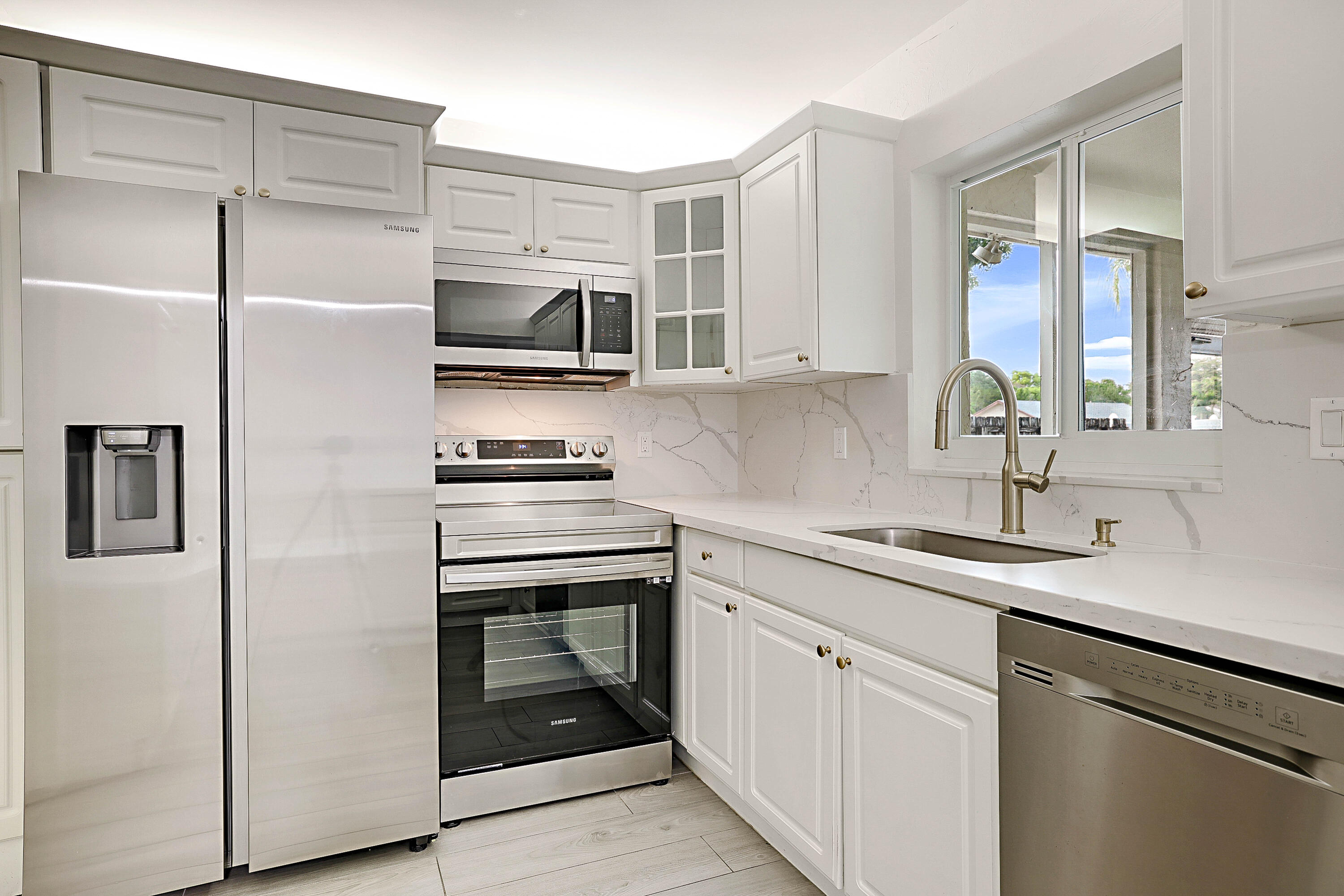 AMERICAN HOMES AT BOCA RATON 7 - Residential