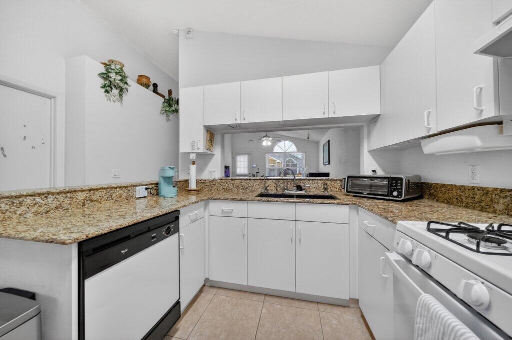 Kings Isle Phase I - Residential