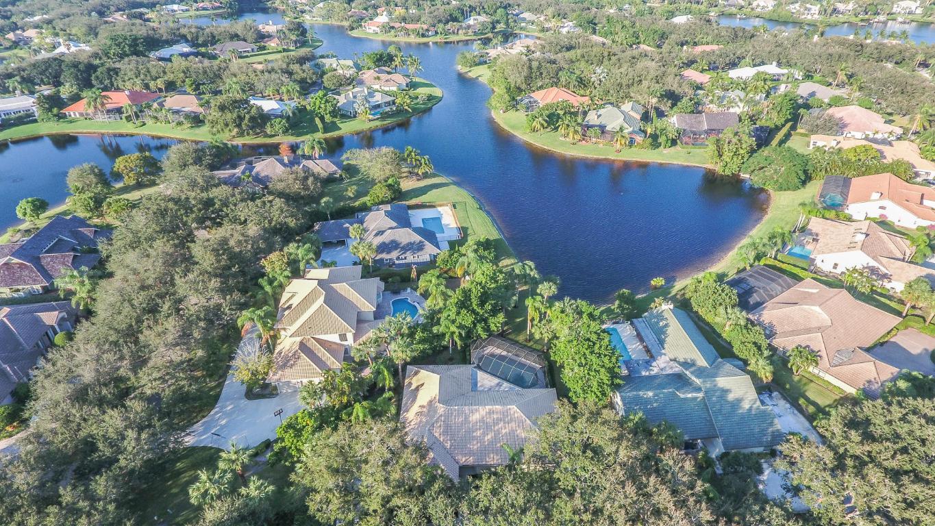 HERITAGE OAKS - Residential