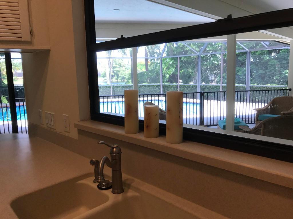 HERITAGE OAKS - Residential