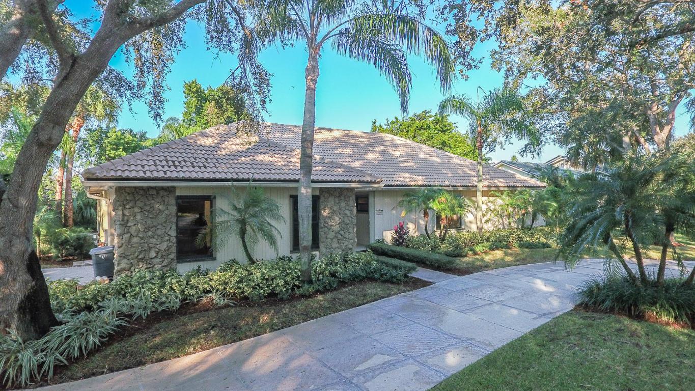 HERITAGE OAKS - Residential