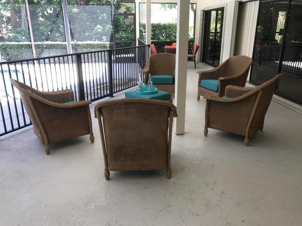 HERITAGE OAKS - Residential