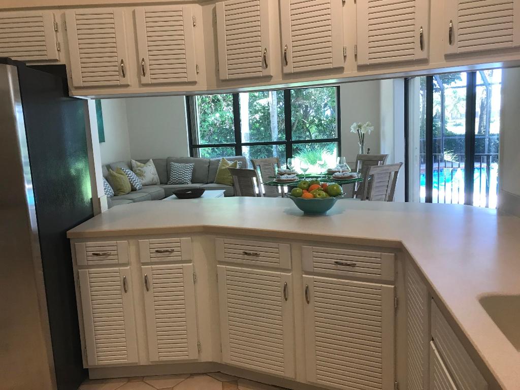 HERITAGE OAKS - Residential