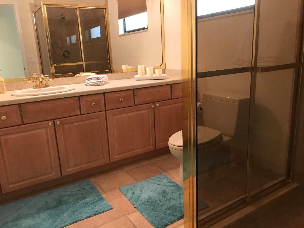 HERITAGE OAKS - Residential