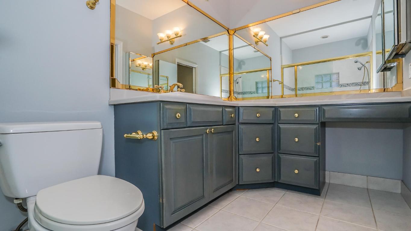 HERITAGE OAKS - Residential