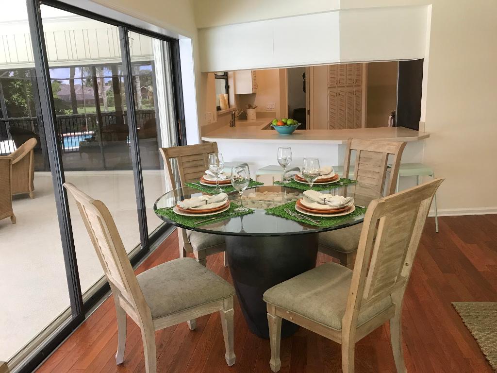 HERITAGE OAKS - Residential