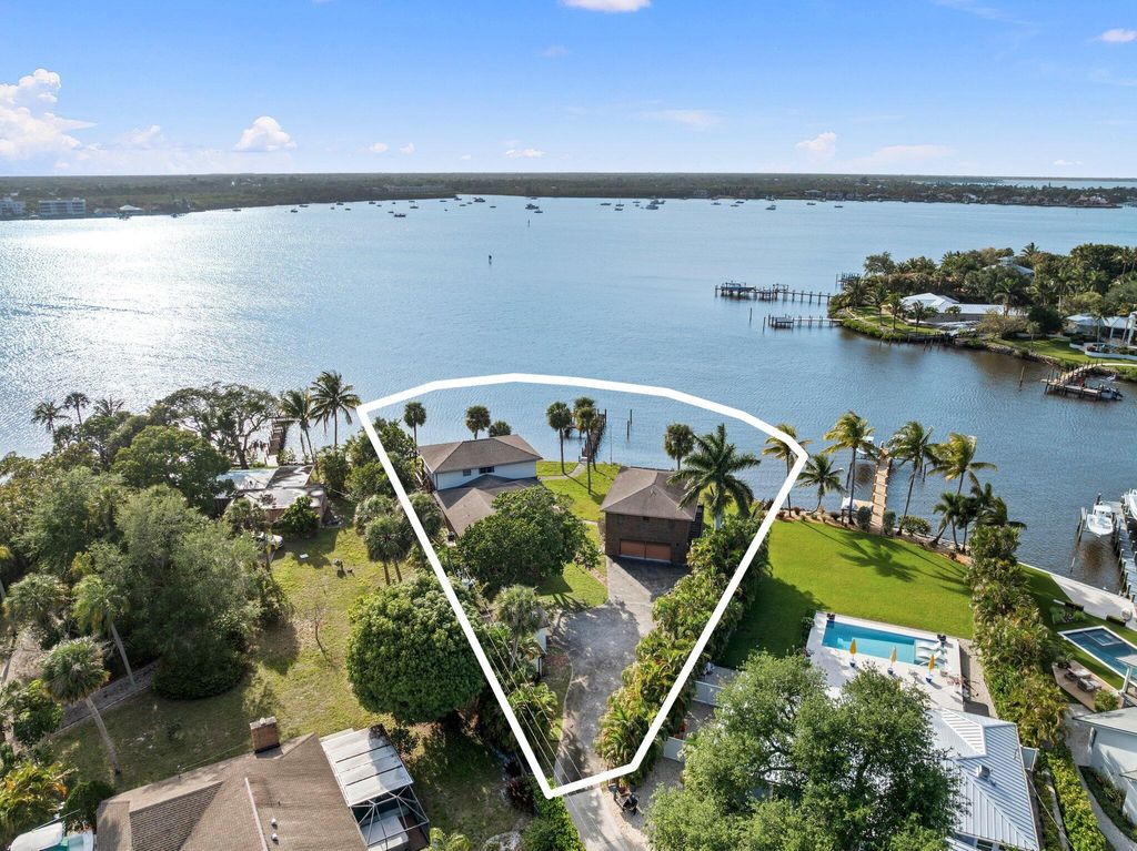 Photo of 1410 SW Palm City Road, Stuart, FL 34994 (MLS # R11106345)