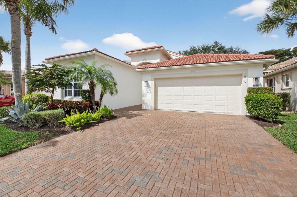 Photo of 7015 Imperial Beach Circle, Delray Beach, FL 33446 (MLS # R11168778)