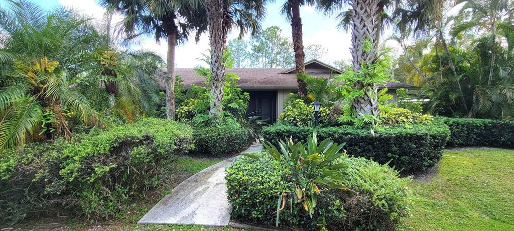 Photo of 13598 158th Street N, Jupiter, FL 33478 (MLS # R10984573)