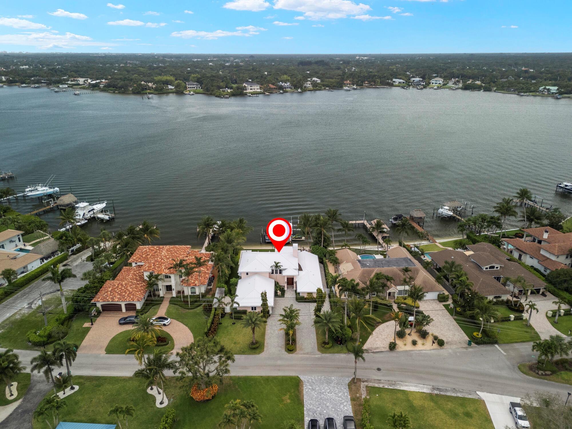 Tequesta Country Club - Residential