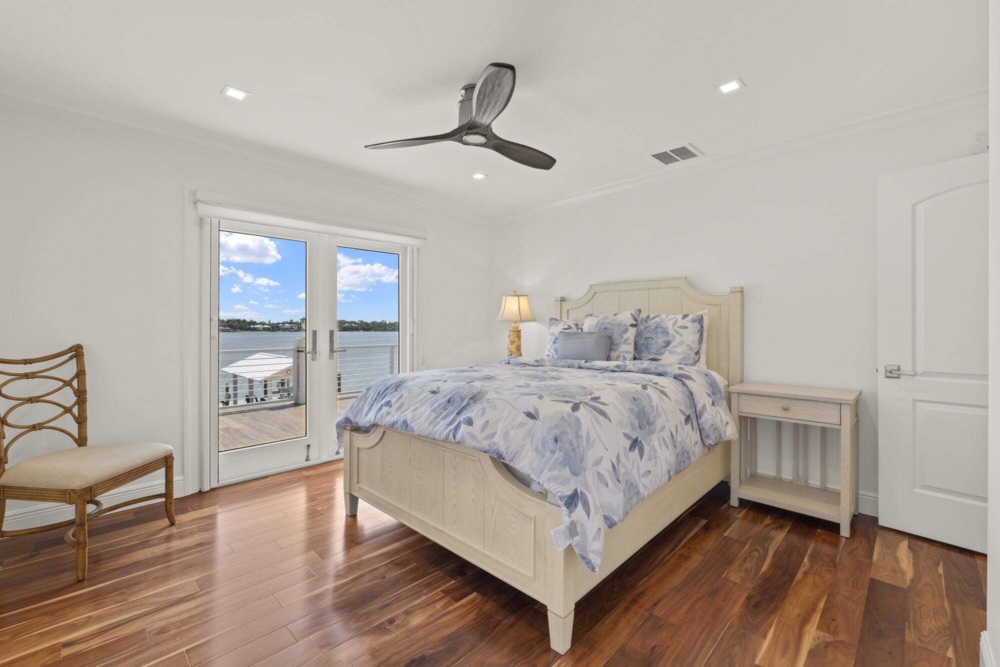 Tequesta Country Club - Residential